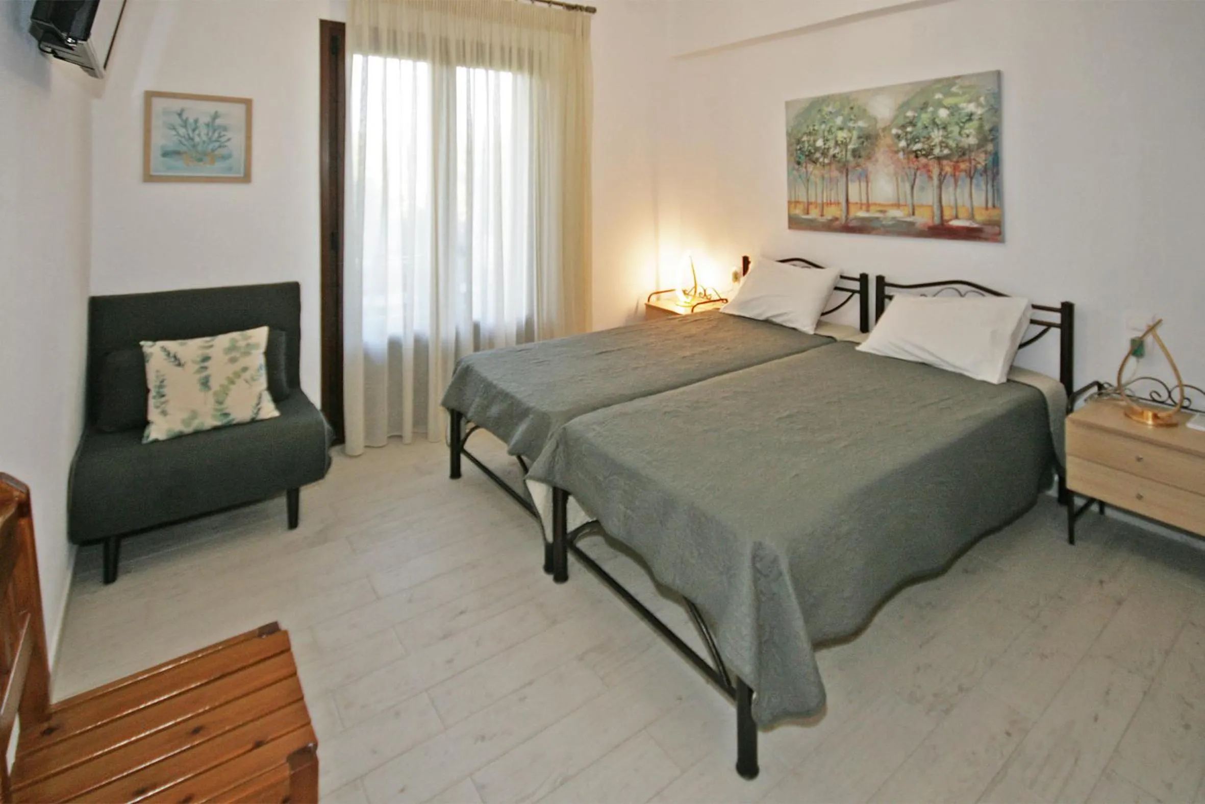 Photo of the whole room, Bed in Villa Angela
