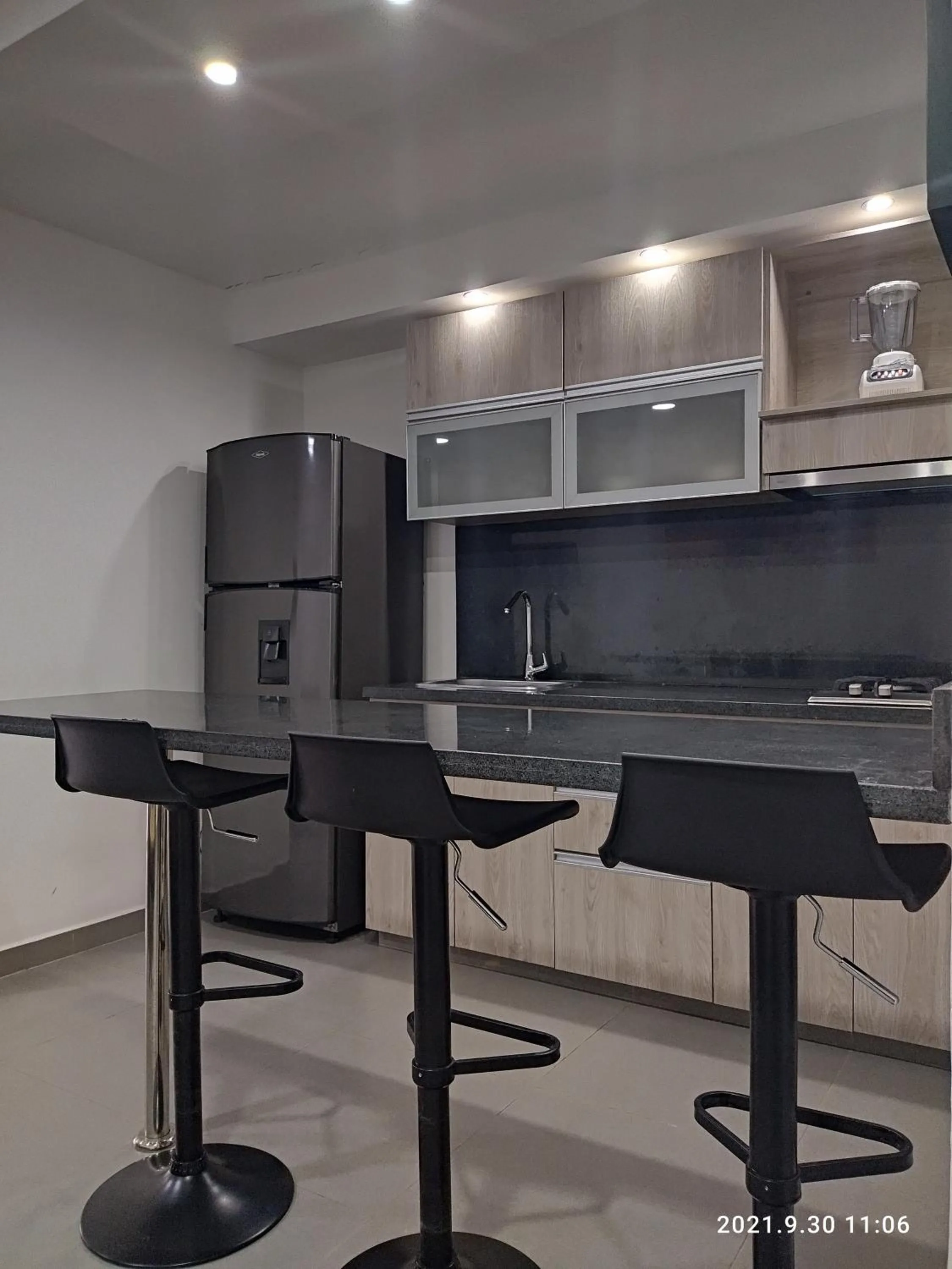 Kitchen or kitchenette in Berilo Deluxe Apartahotel