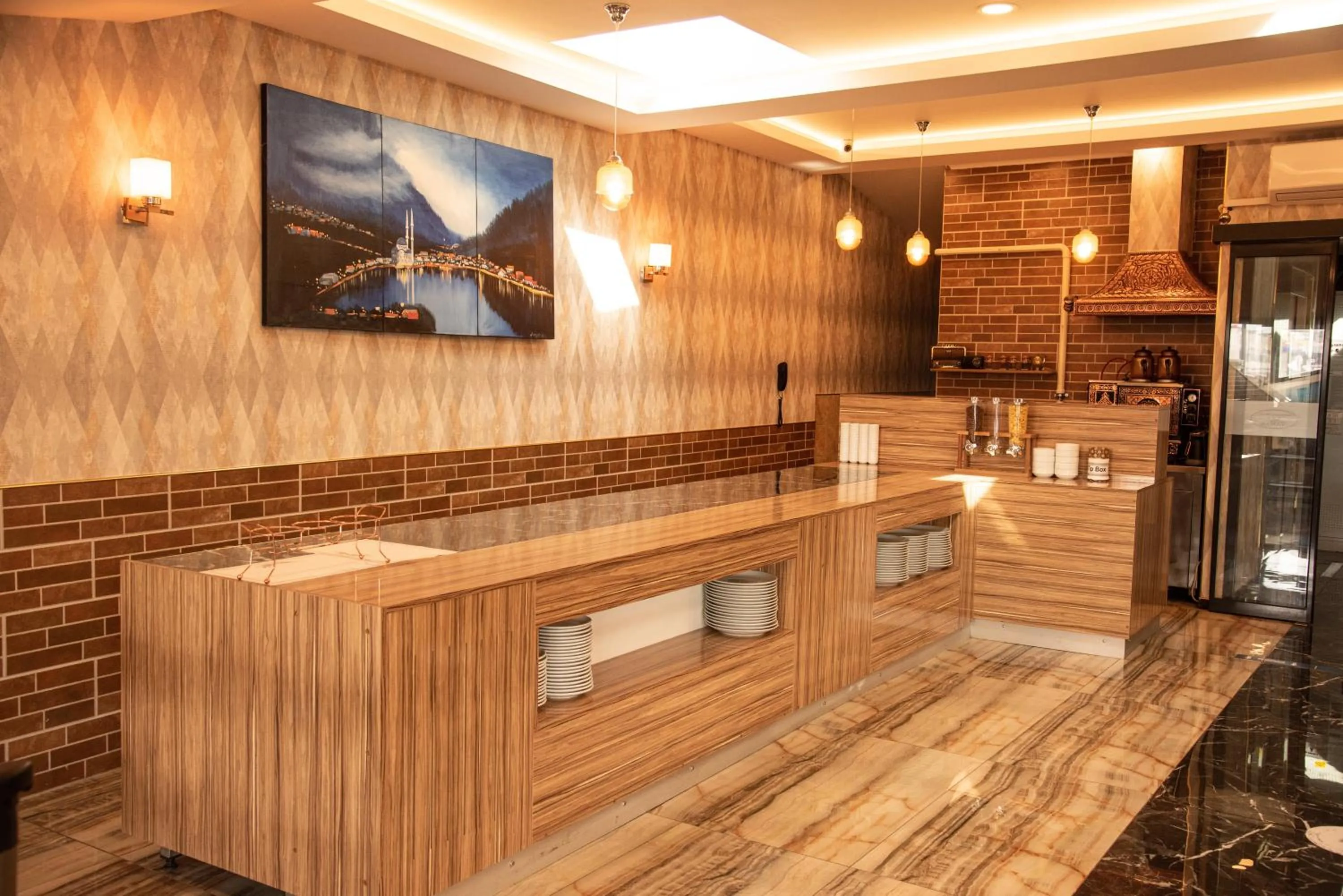 Restaurant/places to eat in Deryaman Hotel Trabzon