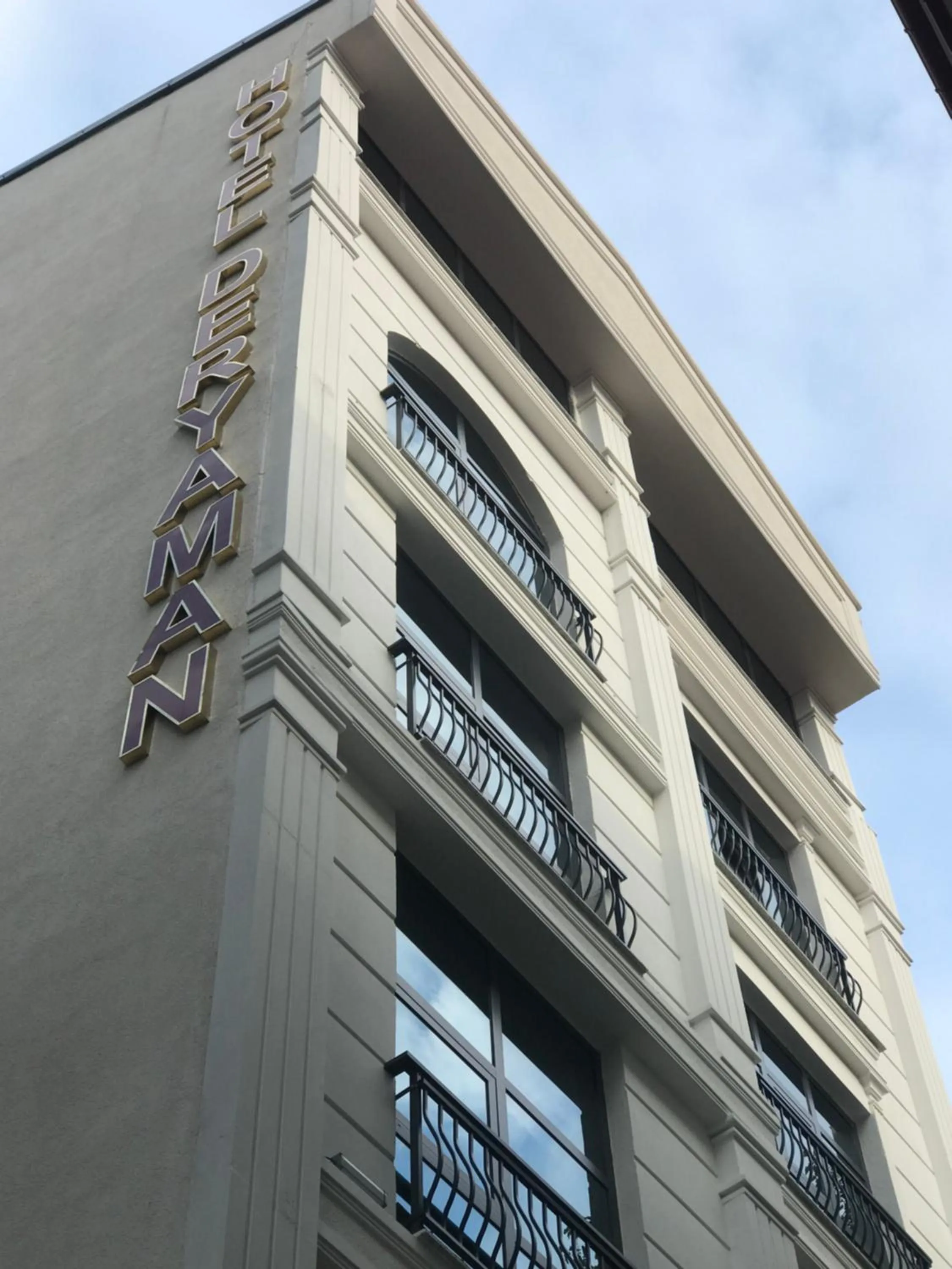 Property building in Deryaman Hotel Trabzon