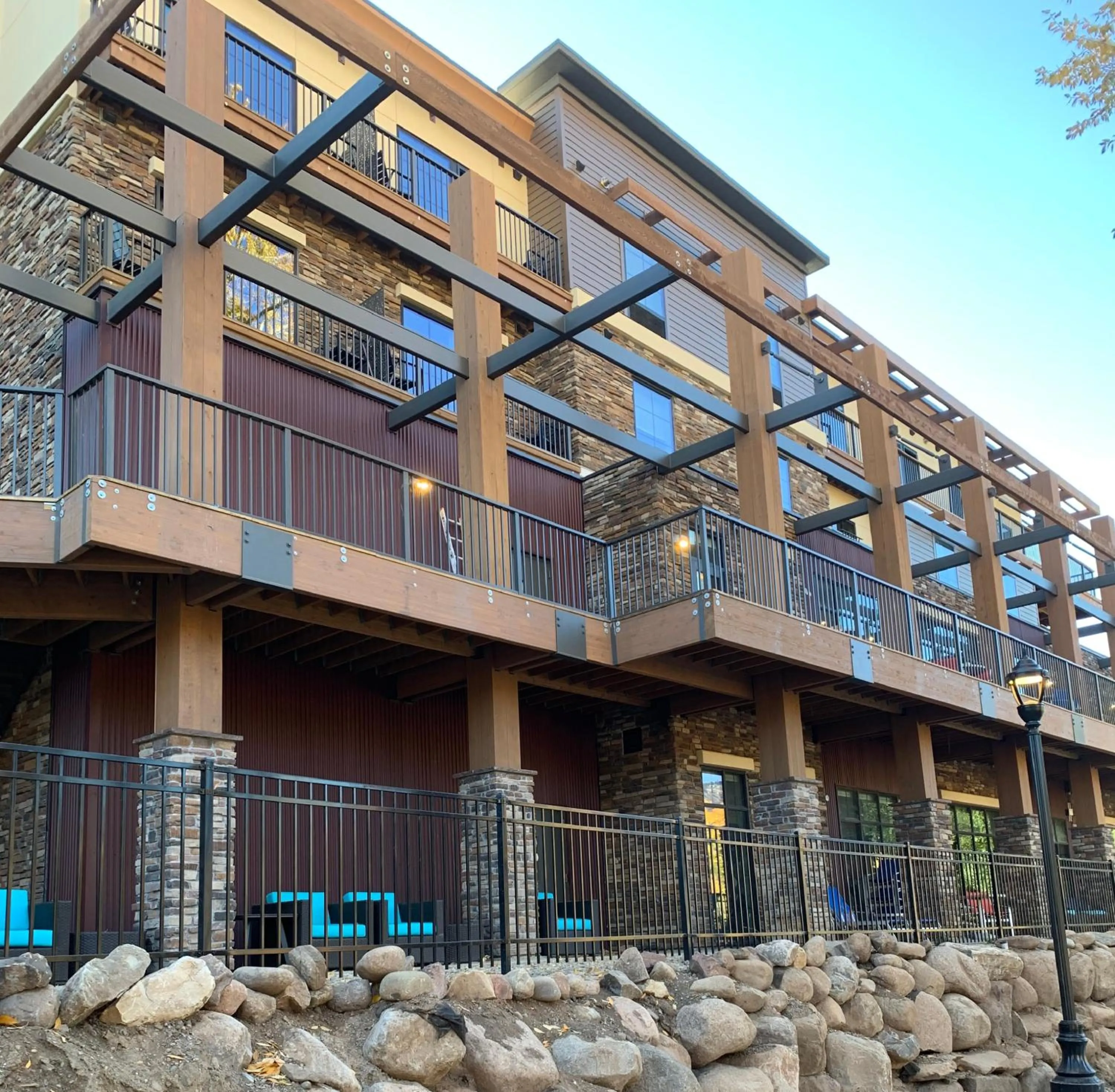 Property building in Holiday Inn Express Durango Downtown- Animas River
