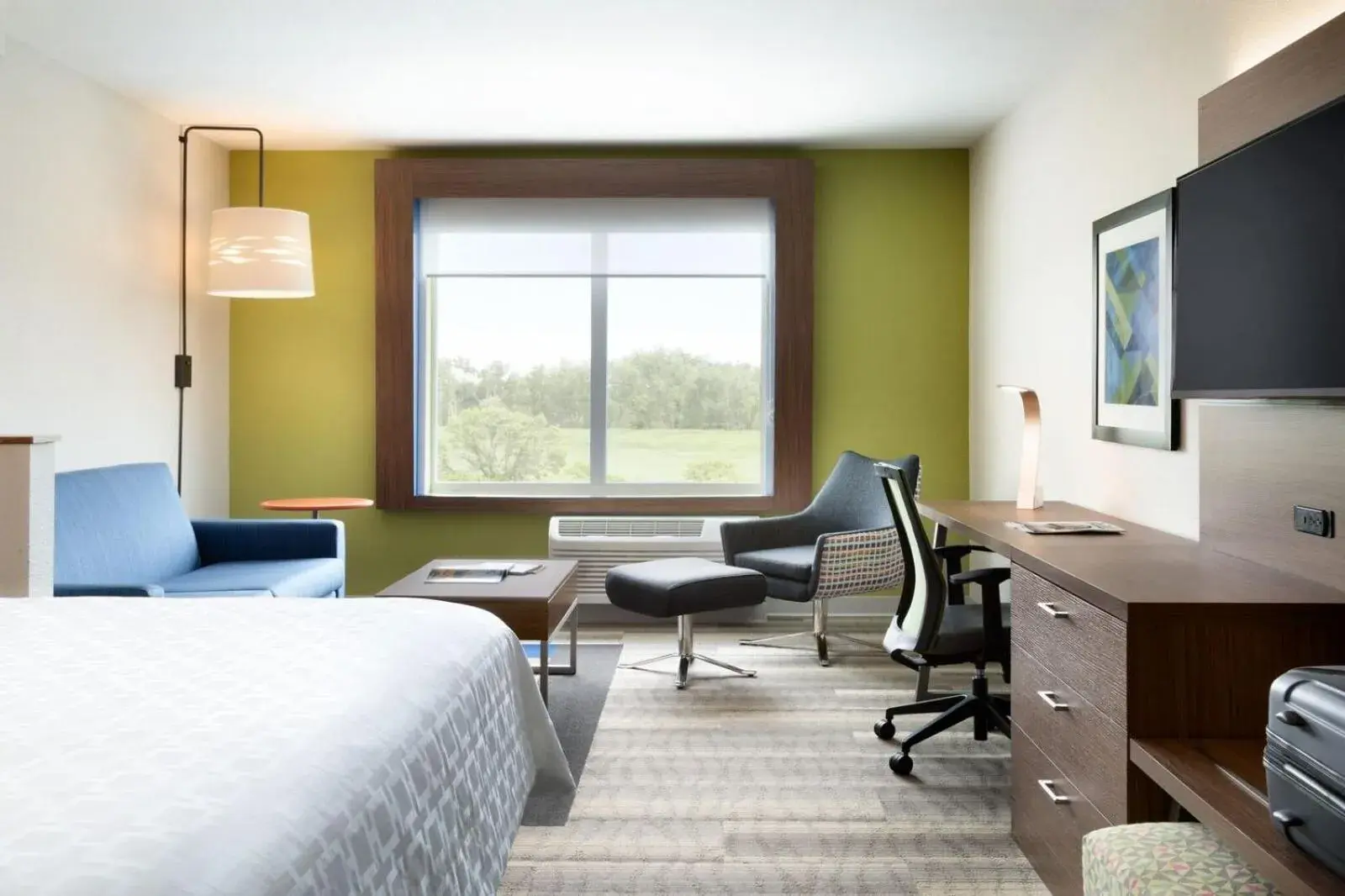 Bed in Holiday Inn Express Durango Downtown- Animas River Bed in Holiday Inn Express Durango Downtown- Animas River