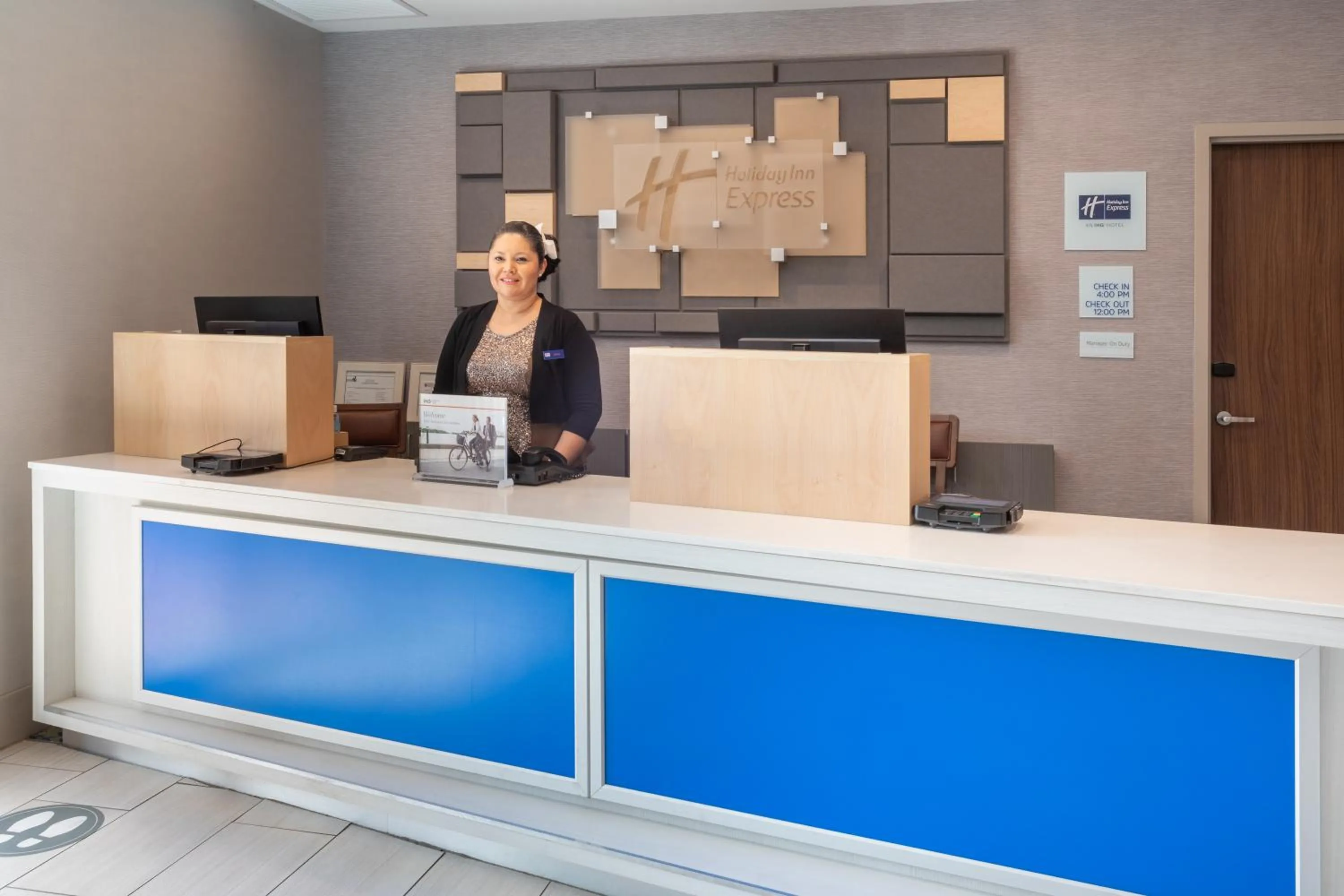 Lobby or reception in Holiday Inn Express Durango Downtown- Animas River