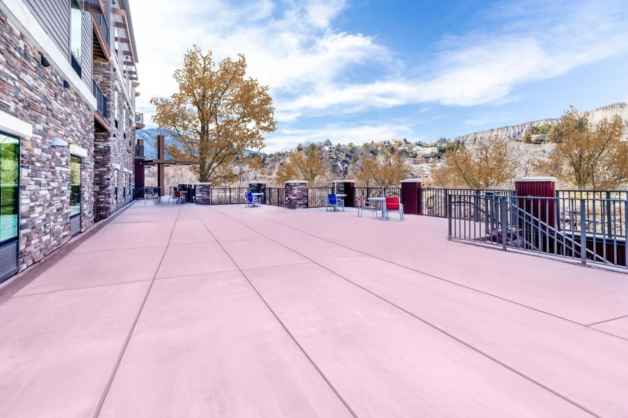 Property building in Holiday Inn Express Durango Downtown- Animas River