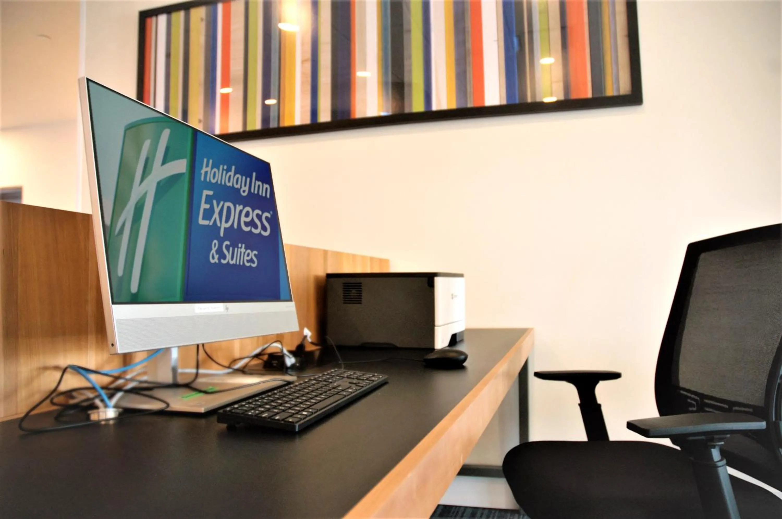 Holiday Inn Express & Suites - Edmonton SW – Windermere by IHG