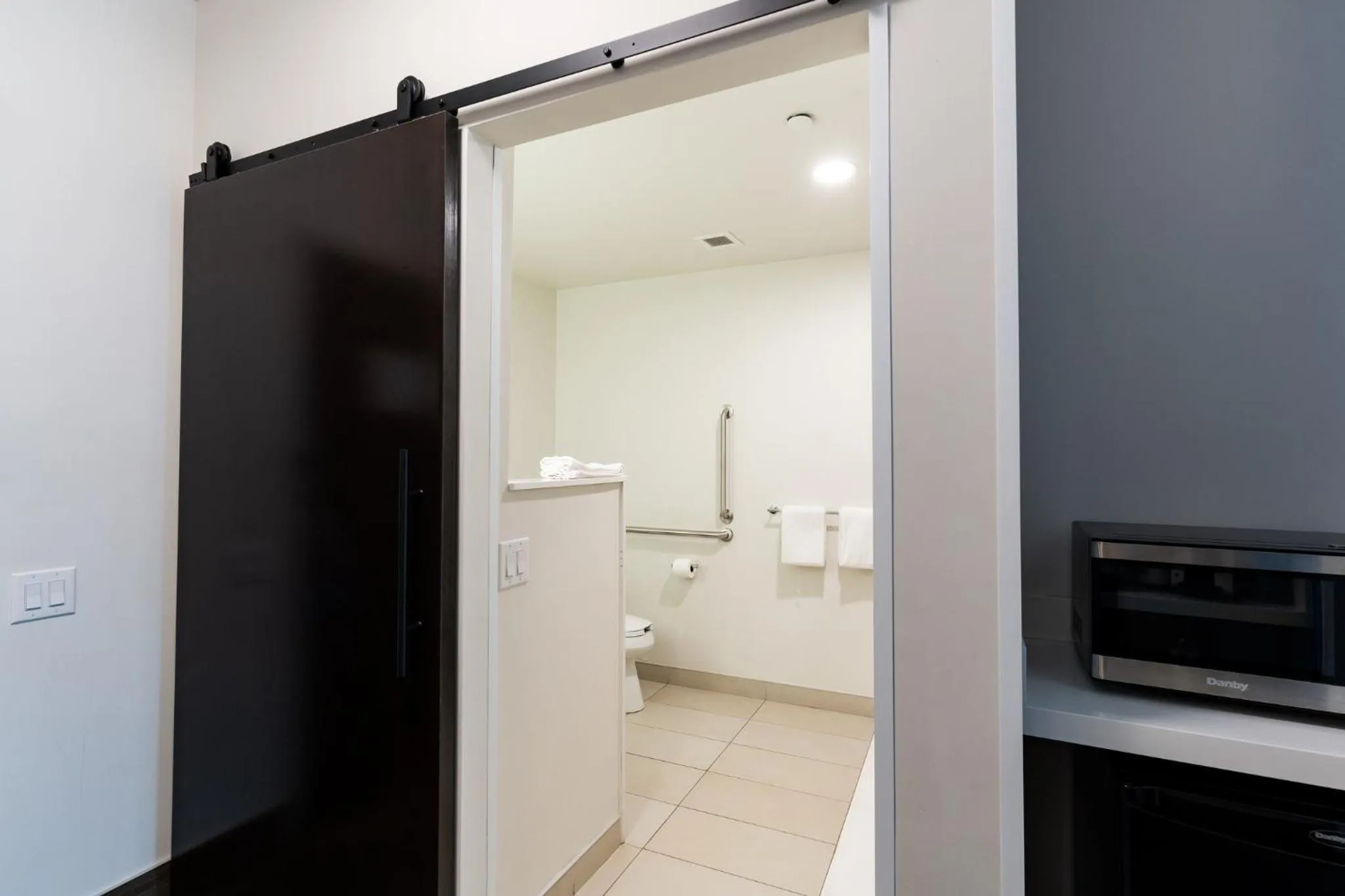 Photo of the whole room in Holiday Inn Express & Suites - Edmonton SW – Windermere by IHG