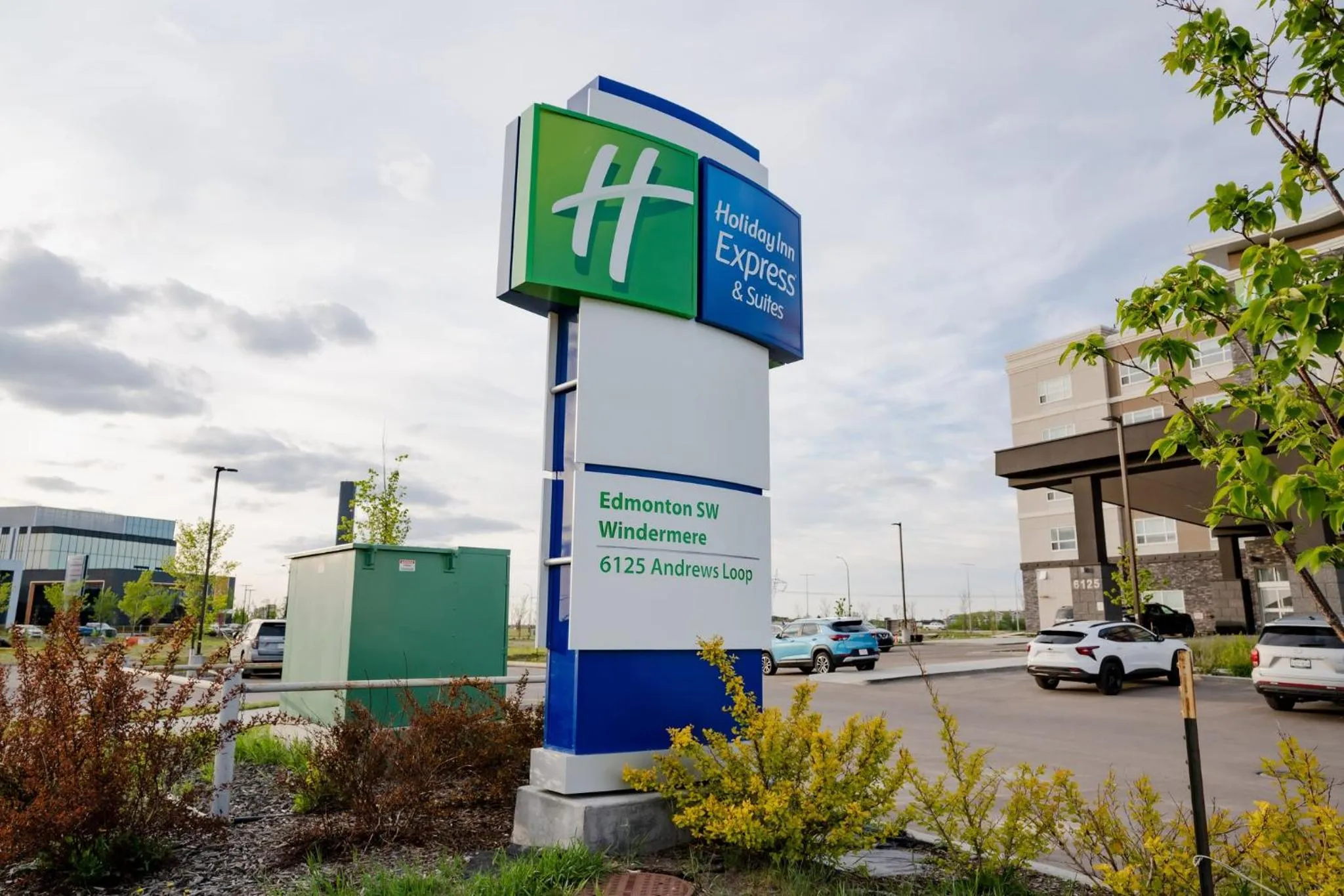 Property building in Holiday Inn Express & Suites - Edmonton SW – Windermere by IHG