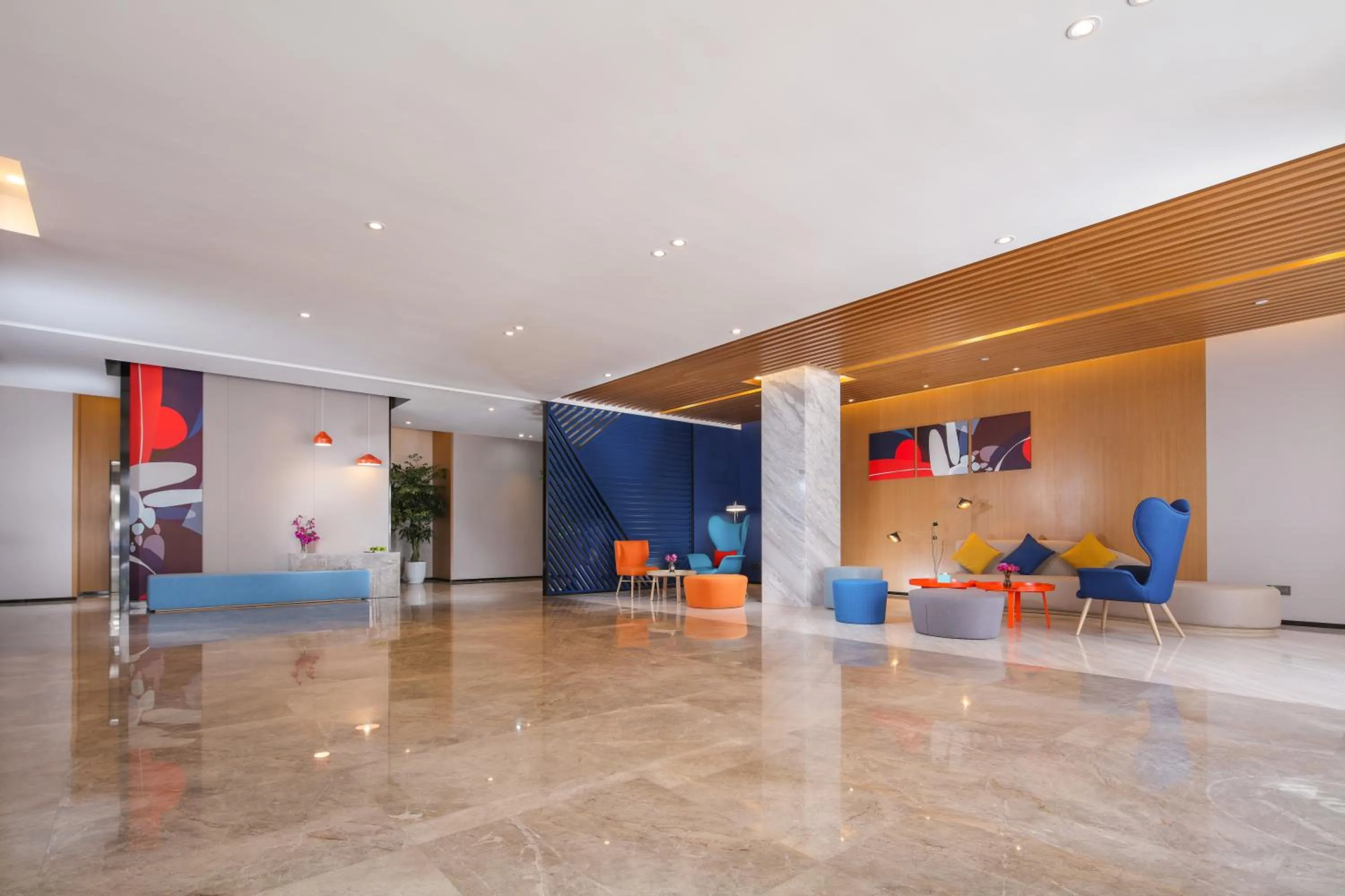 Lobby or reception in Holiday Inn Express Chengdu East Railway by lHG - Near The World Games Gymnasium