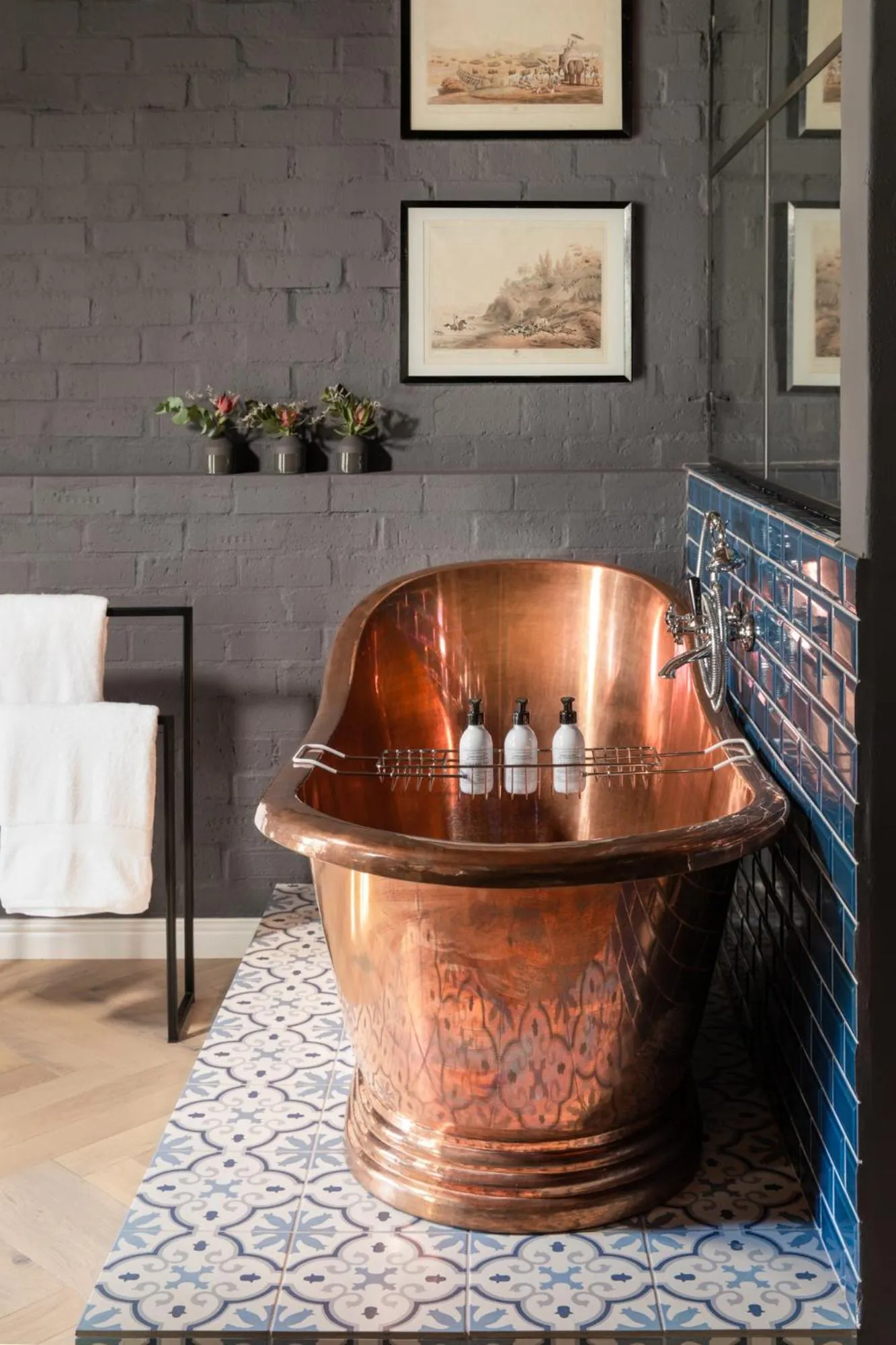 Bath in Old Foundry Hotel by Ideas Cartel
