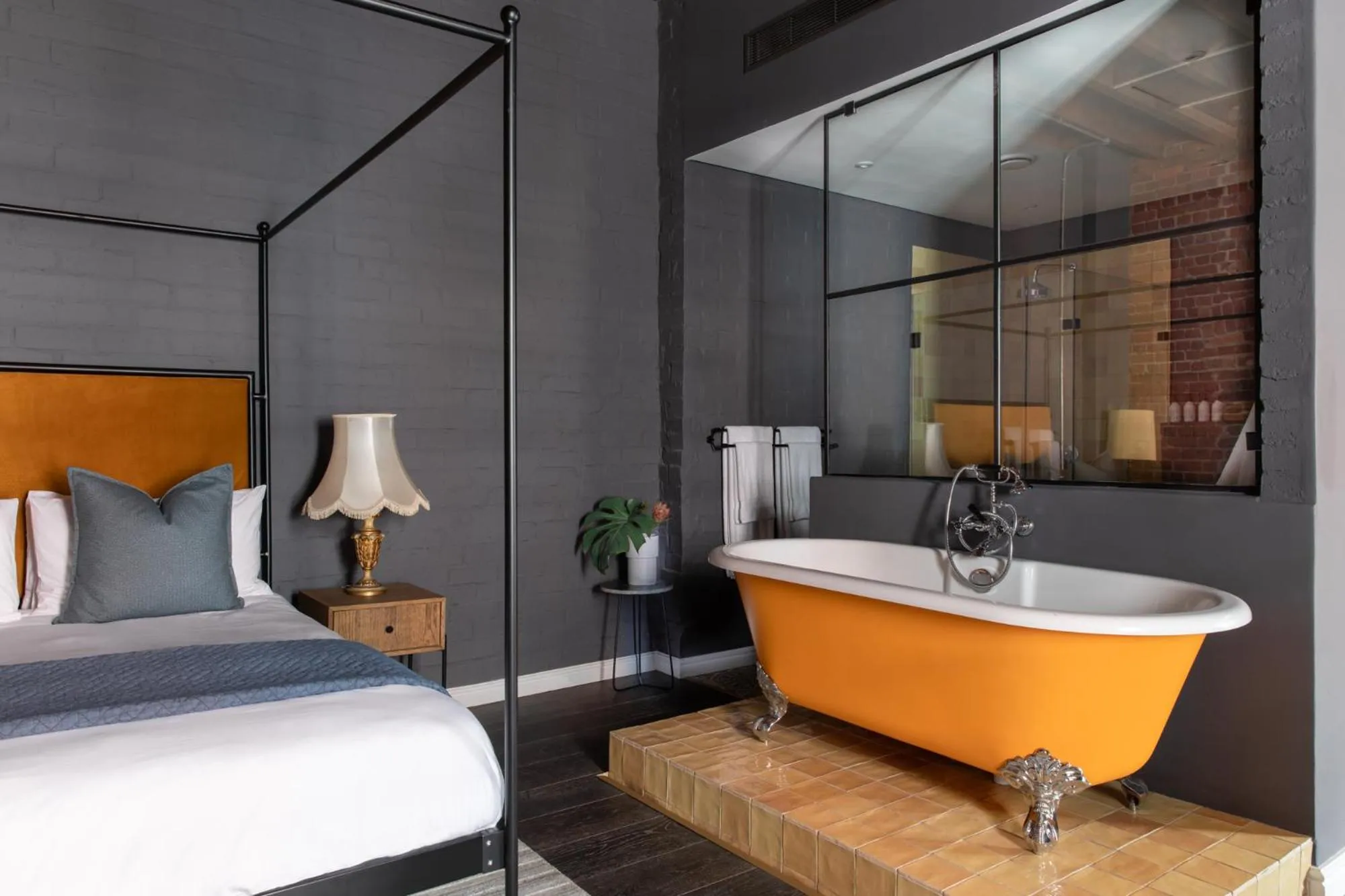 Bath, Bed in Old Foundry Hotel by Ideas Cartel
