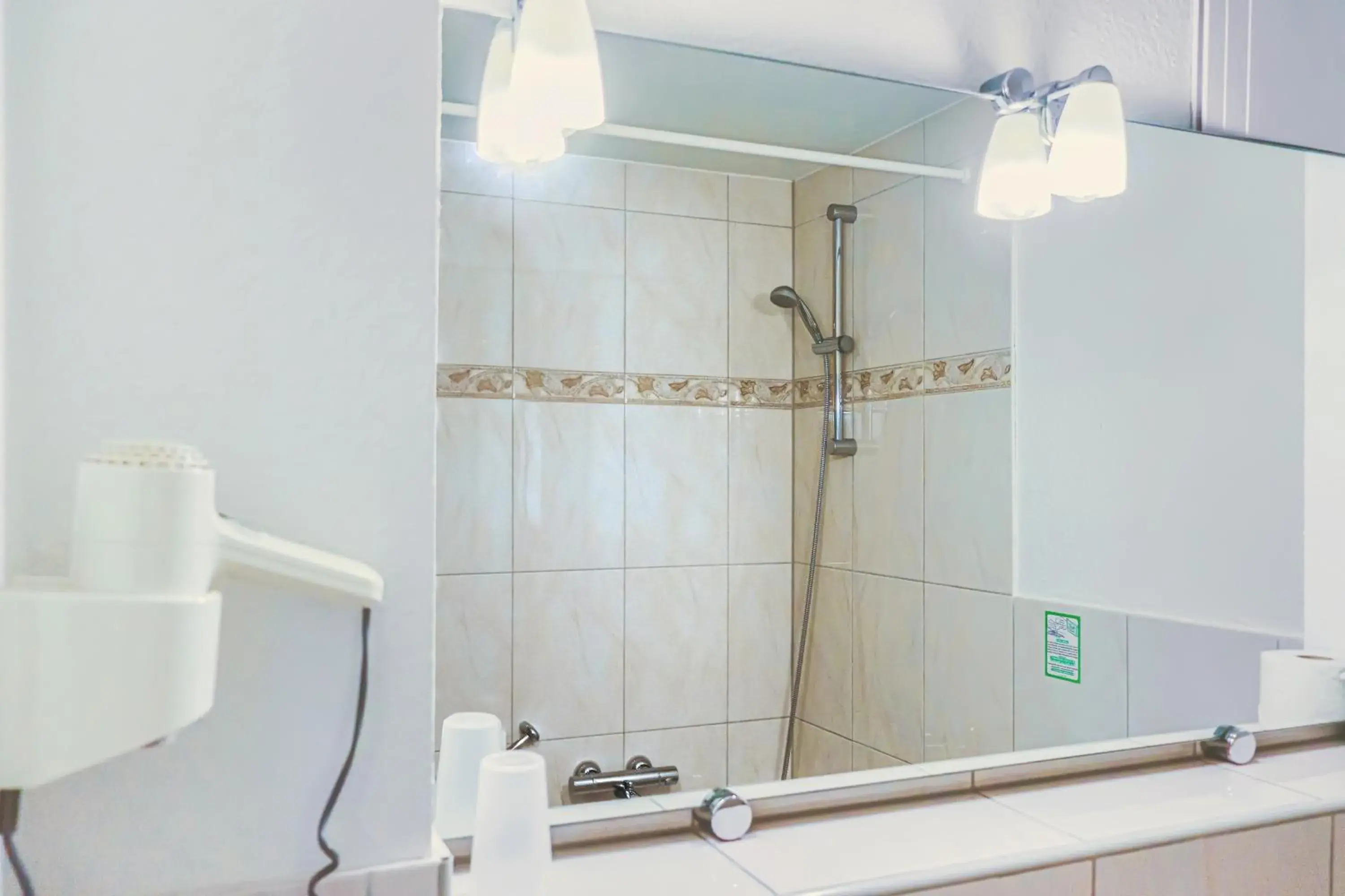 Bathroom in Hotel Münkel Bathroom in Hotel Münkel