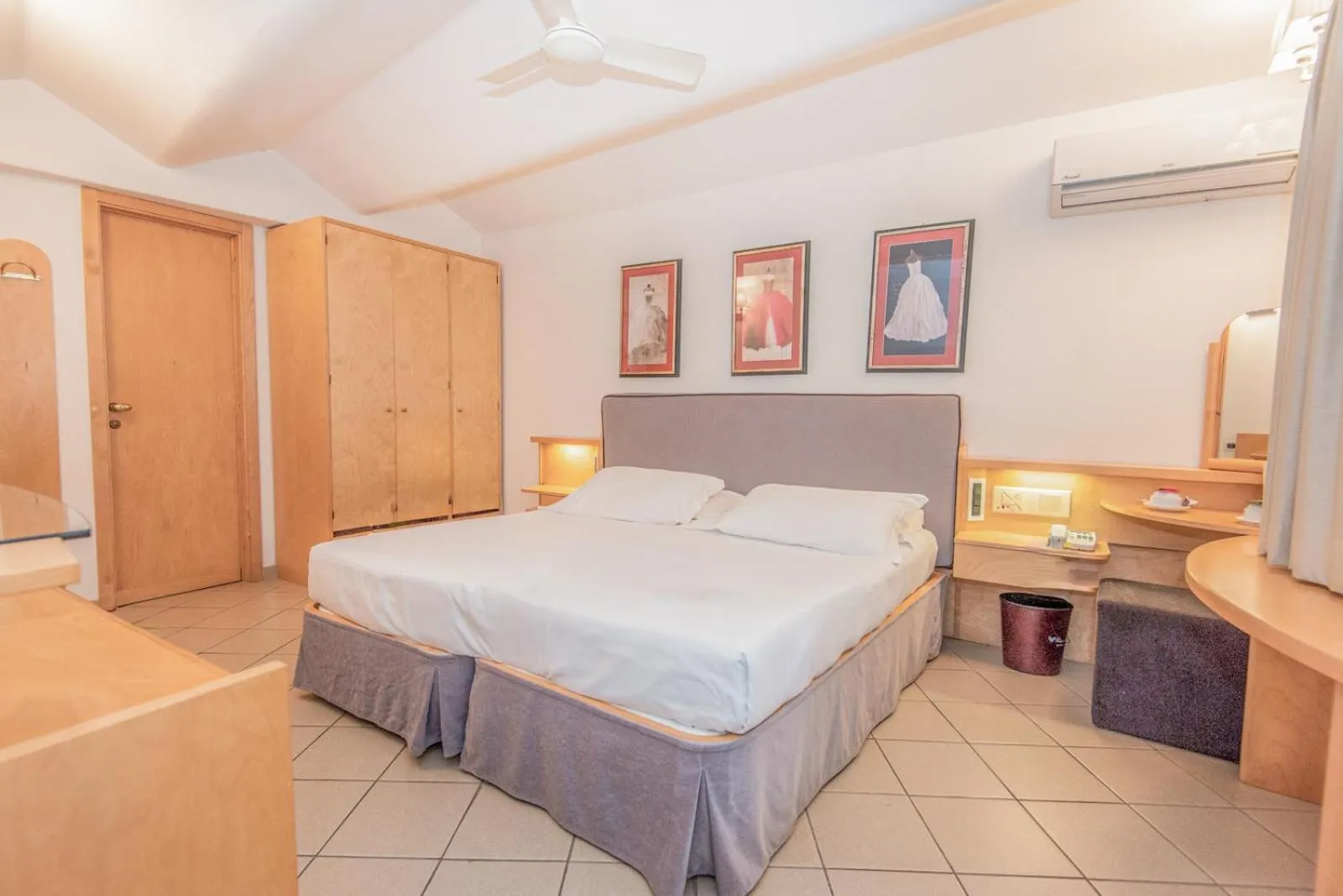 Photo of the whole room in Hotel Riva degli Etruschi