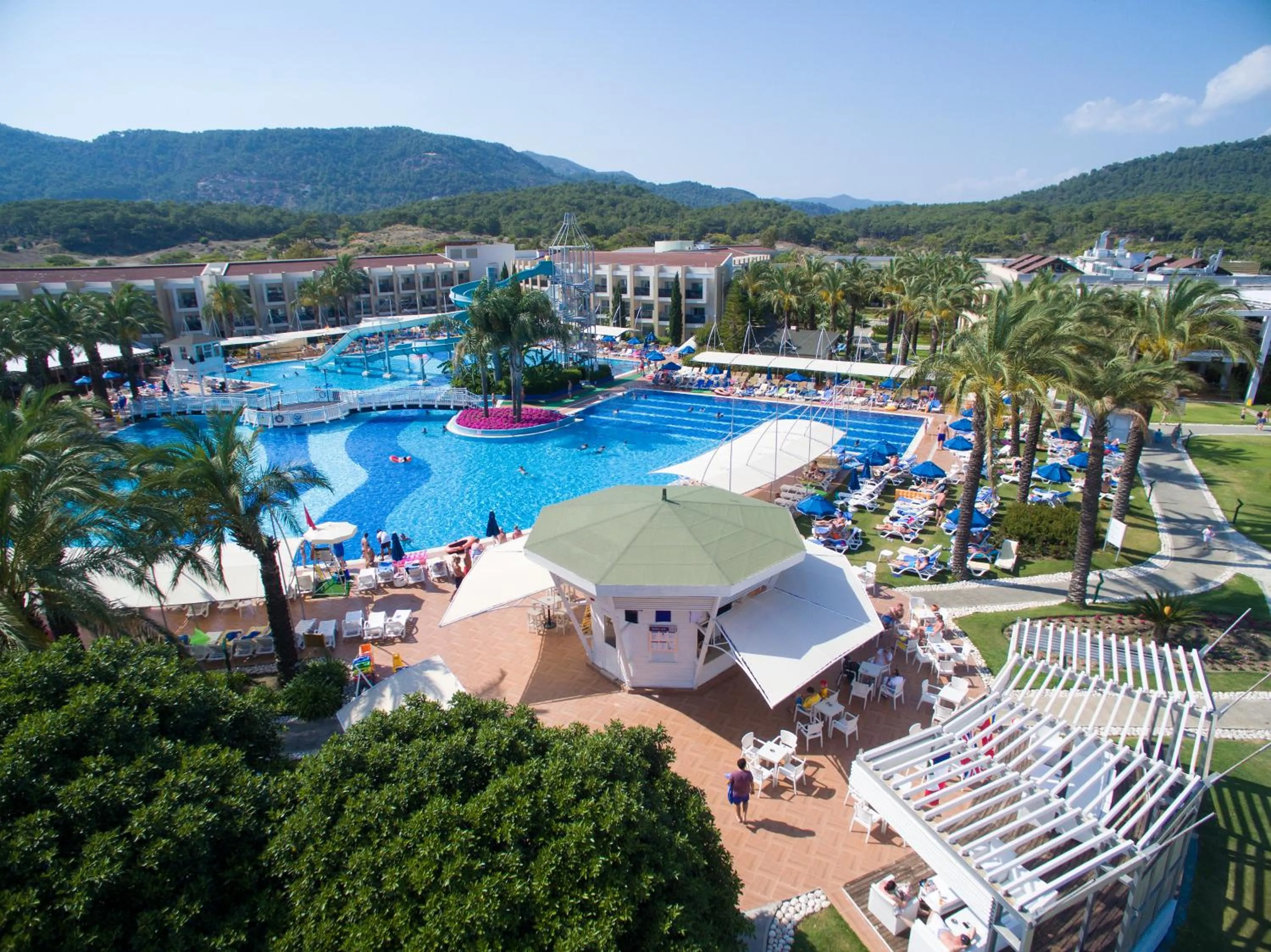 Swimming pool in TUI BLUE Tropical