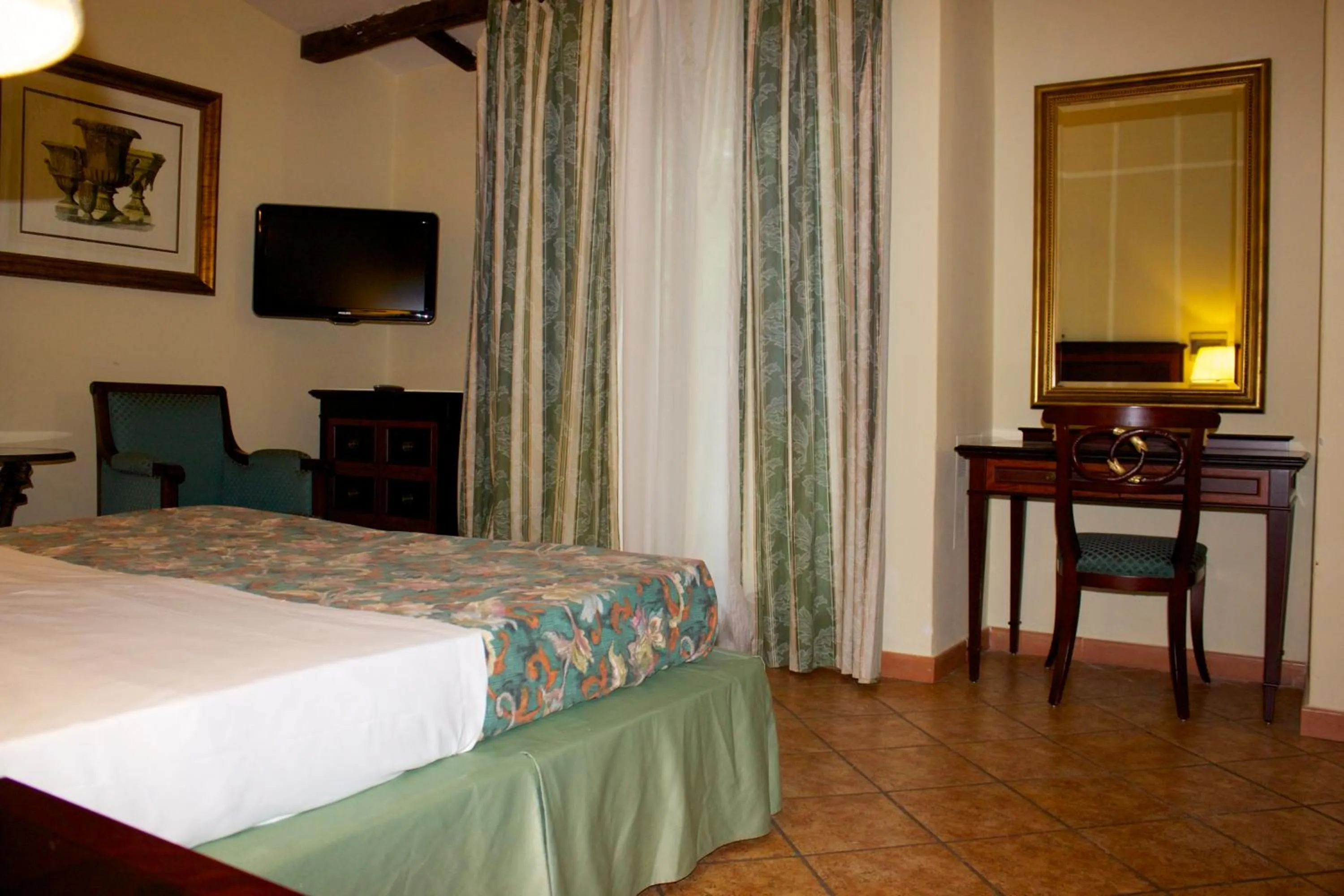 Bedroom, Bed in Hotel Antico Residence Roma