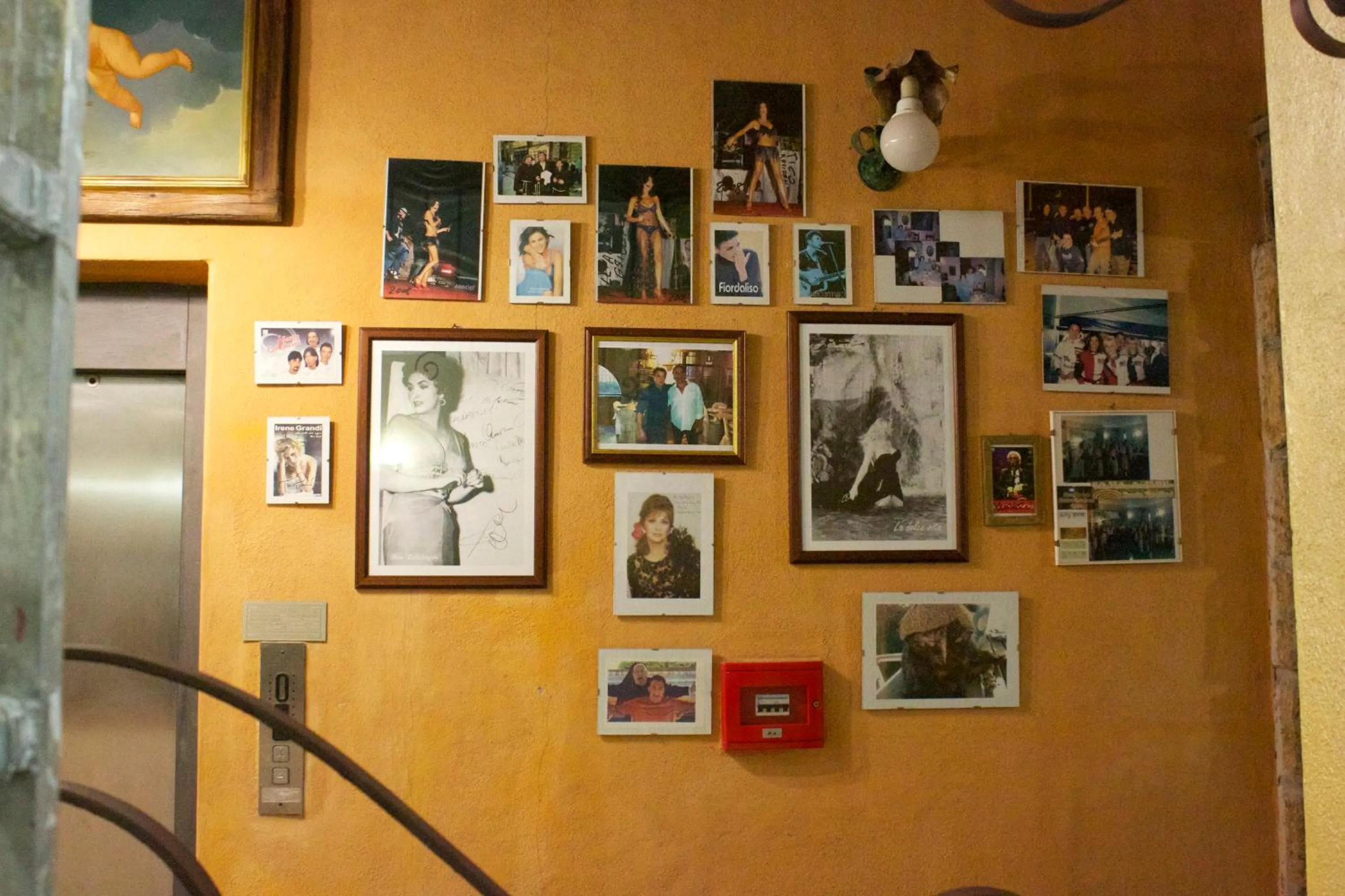 Property building in Hotel Antico Residence Roma