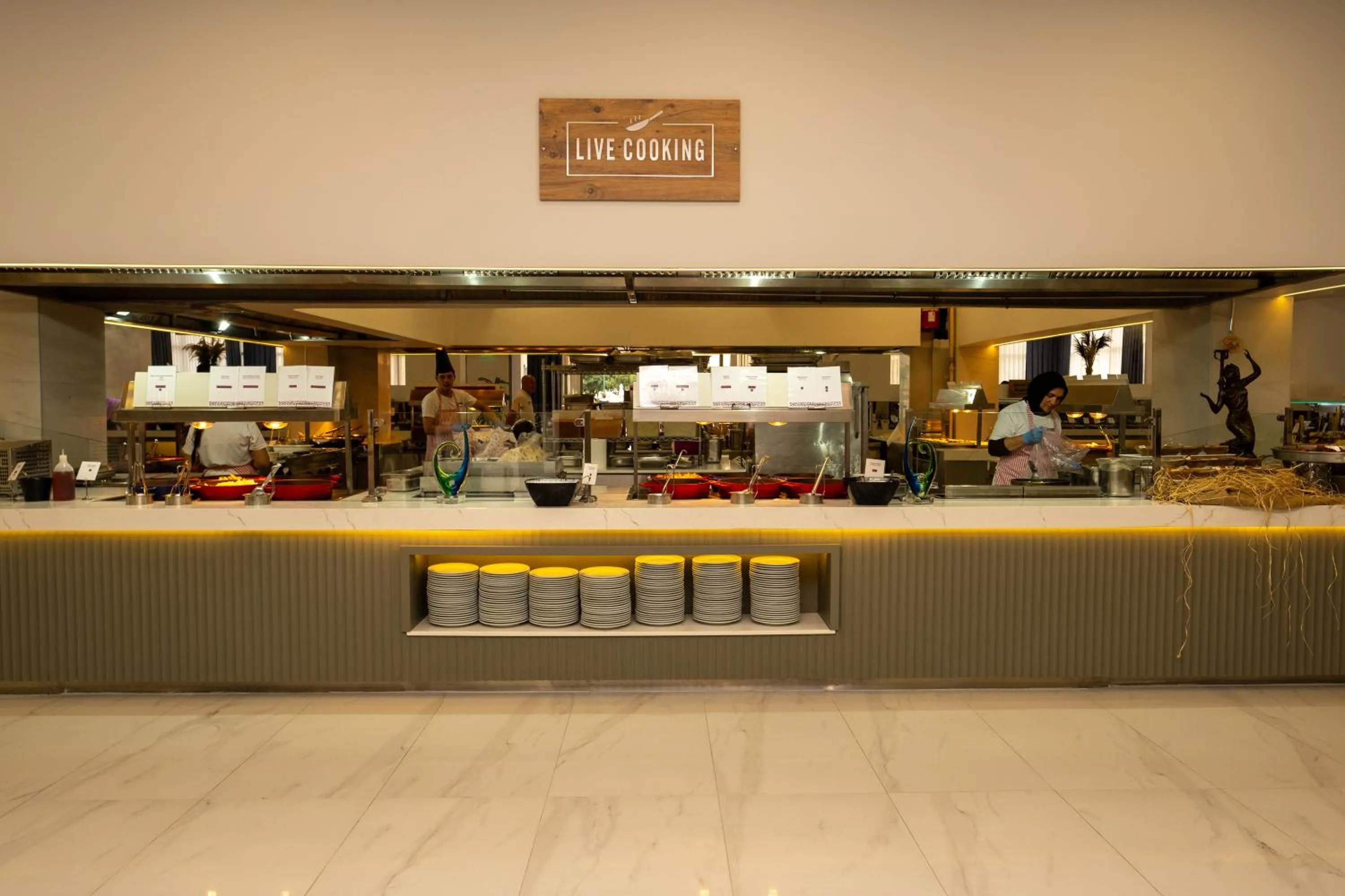 Restaurant/places to eat in Holiday Village Türkiye