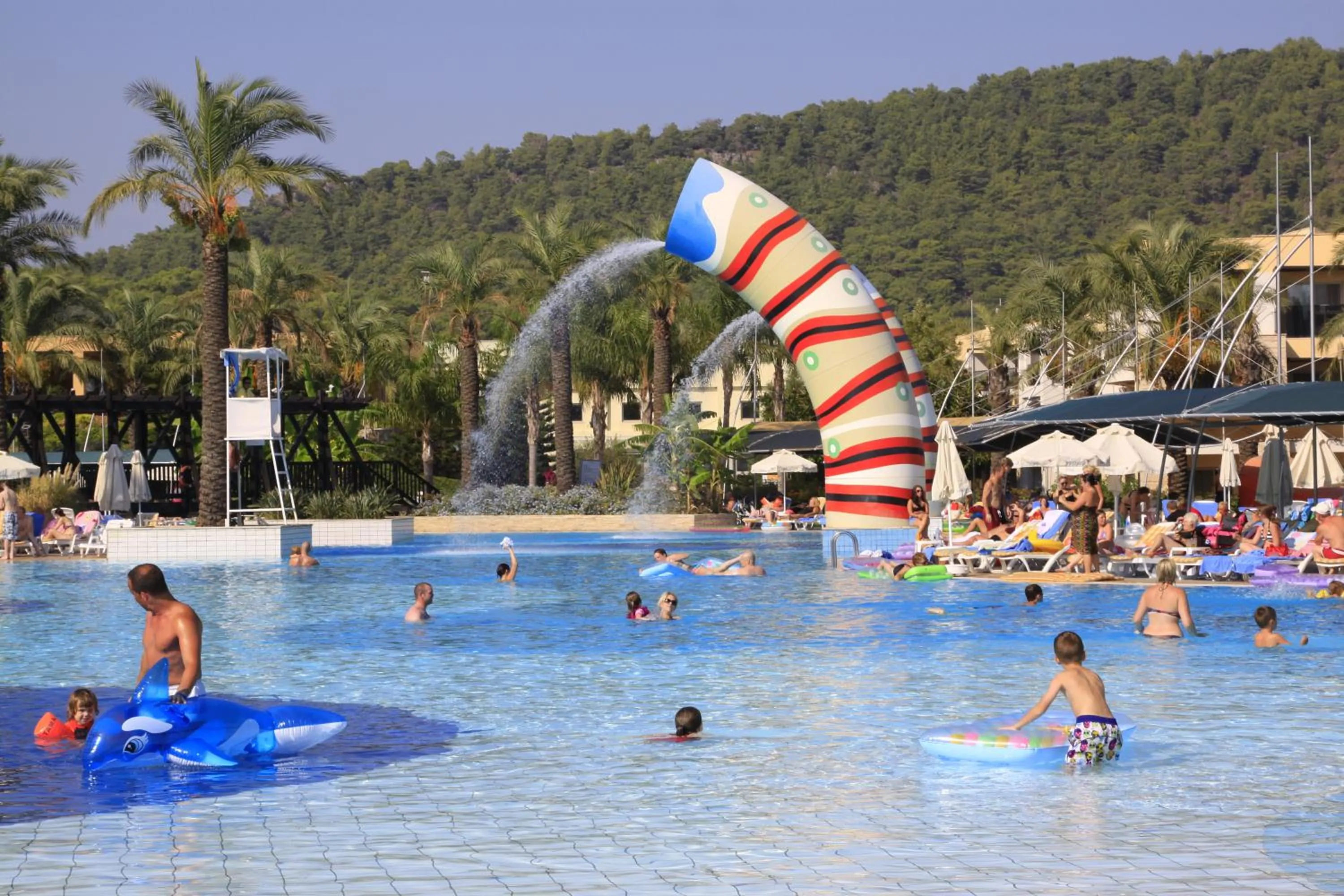 Swimming pool in Holiday Village Türkiye