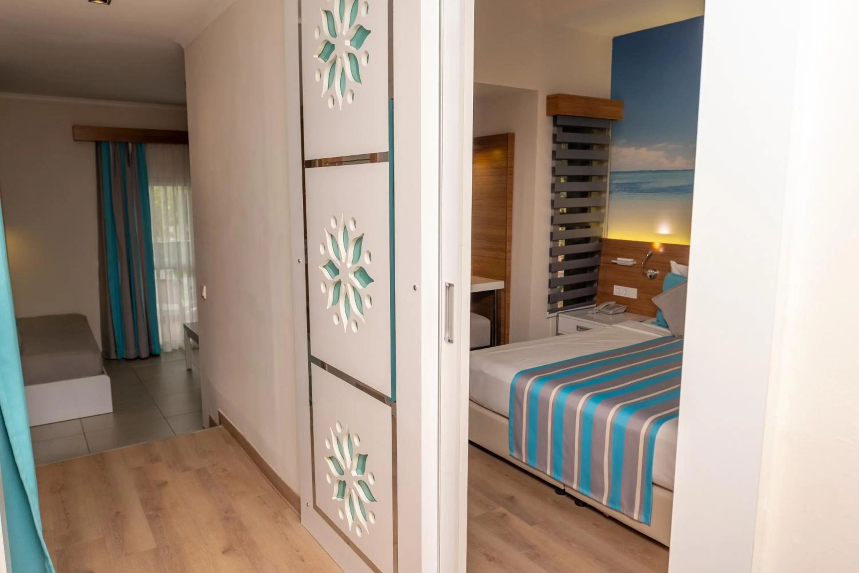 Photo of the whole room, Bed in Holiday Village Türkiye