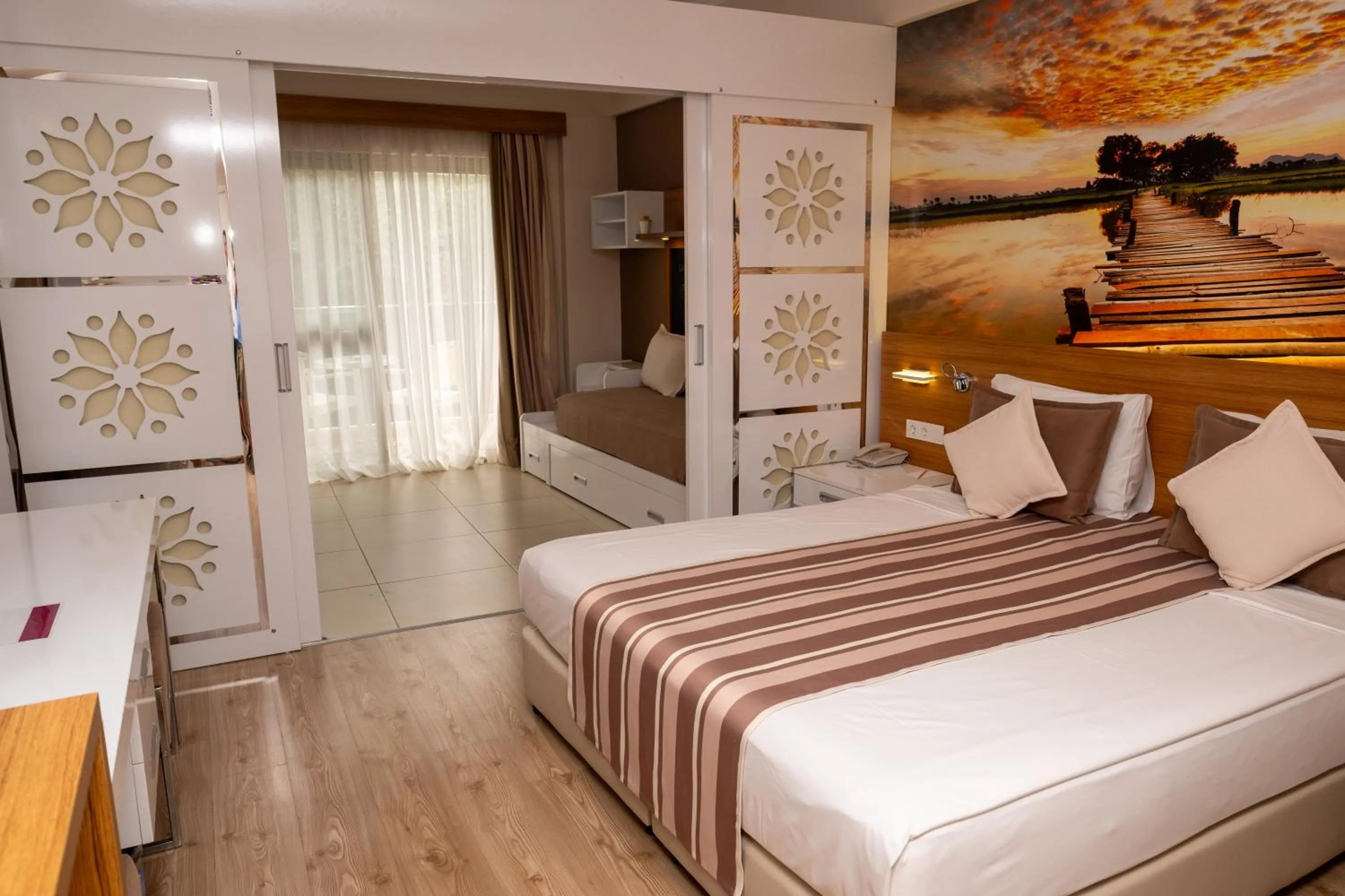 Bedroom, Bed in Holiday Village Türkiye