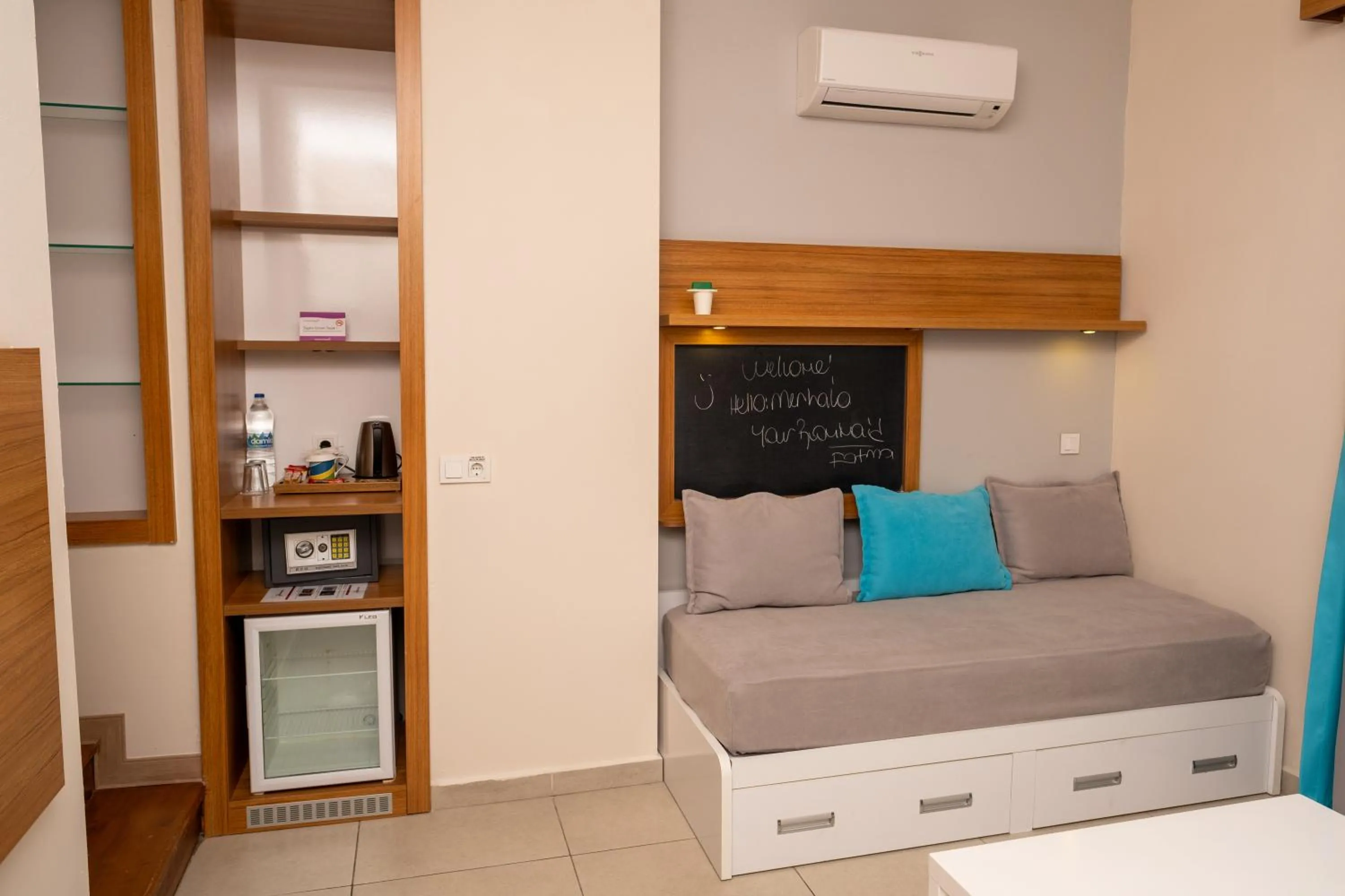 Living room, Bed in Holiday Village Türkiye