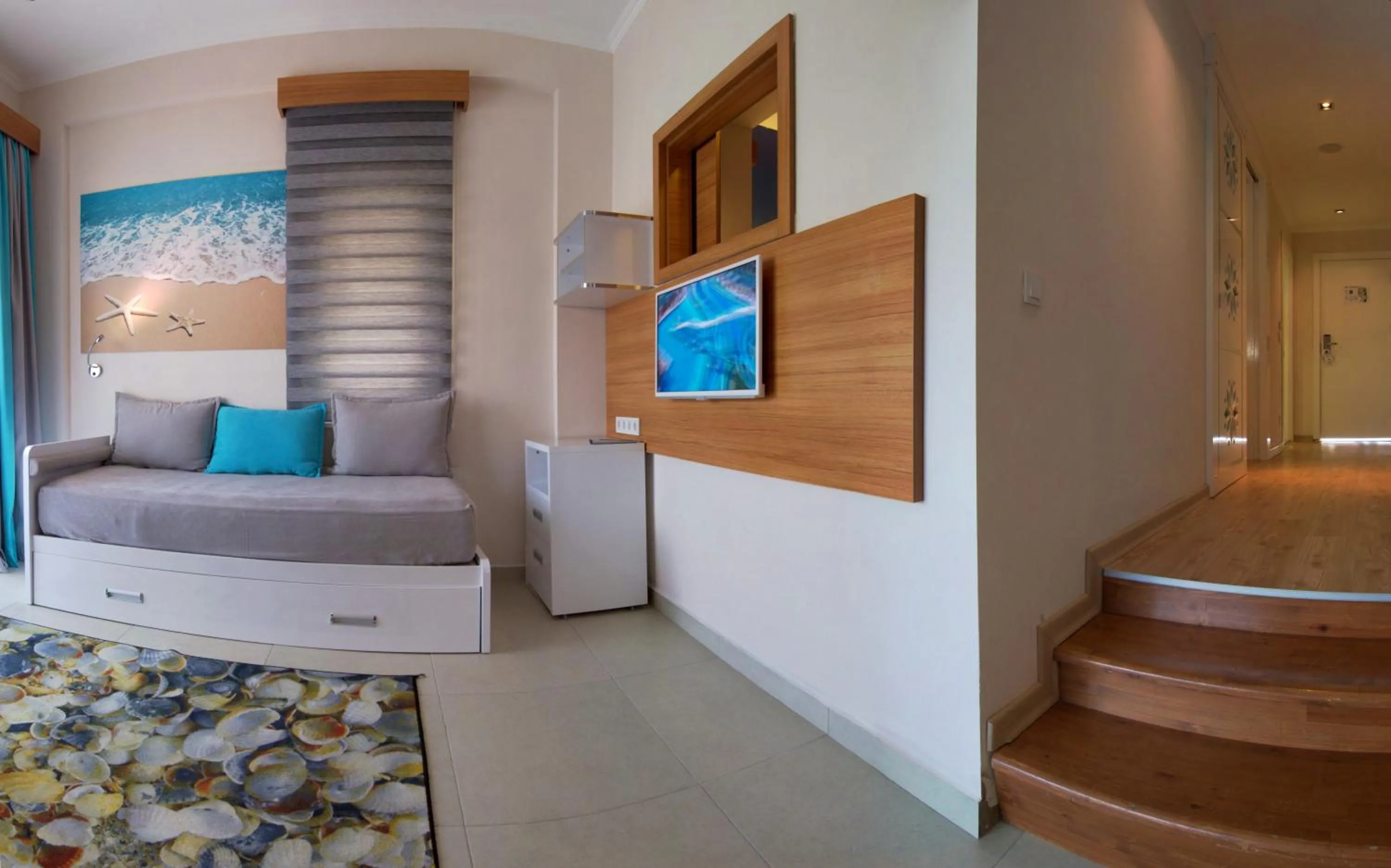 Photo of the whole room, Bed in Holiday Village Türkiye