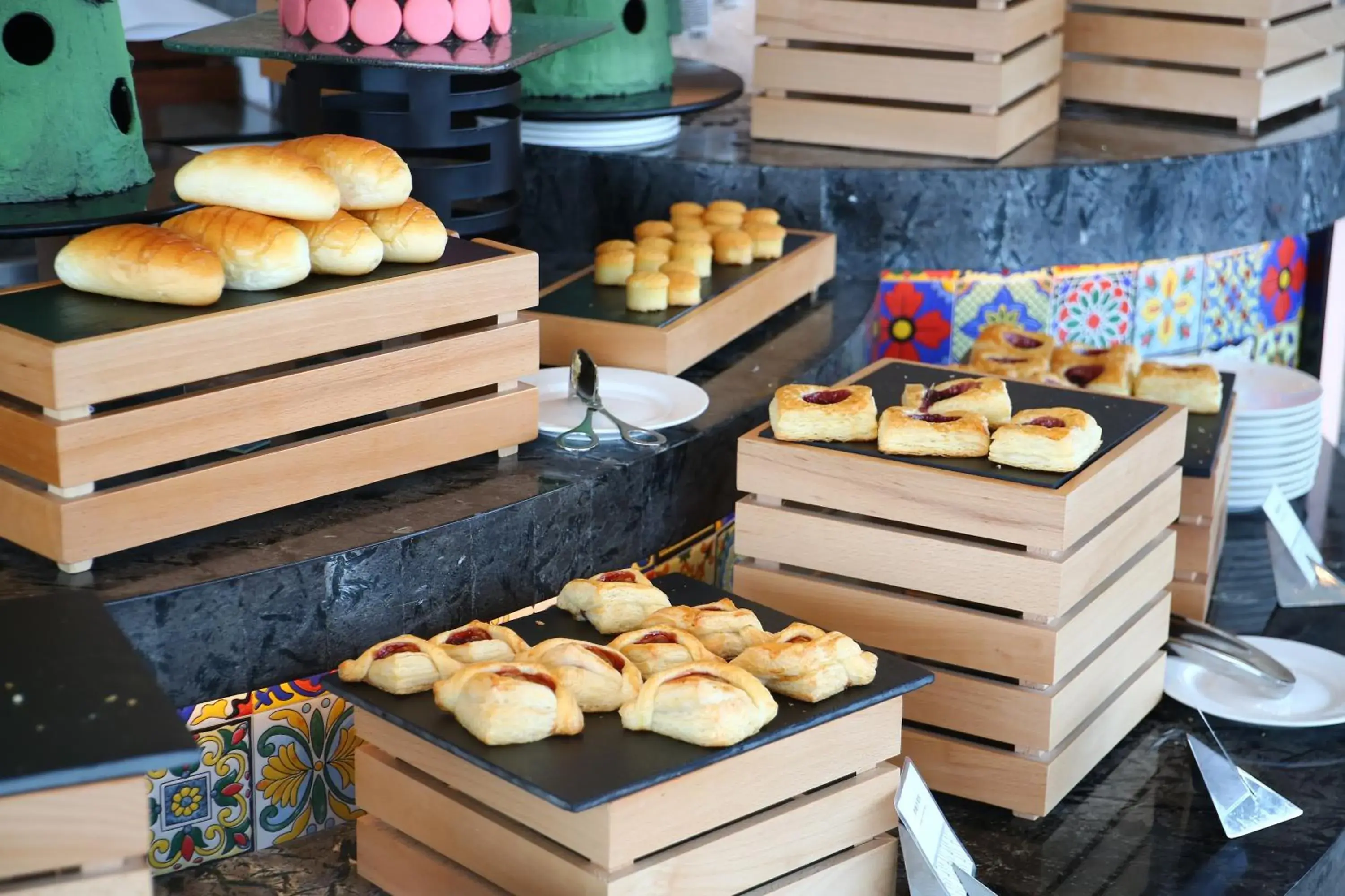 Food and drinks in Doubletree by Hilton Foshan Nanhai-Free Canton Fair Shuttle Bus Food and drinks in Doubletree by Hilton Foshan Nanhai-Free Canton Fair Shuttle Bus