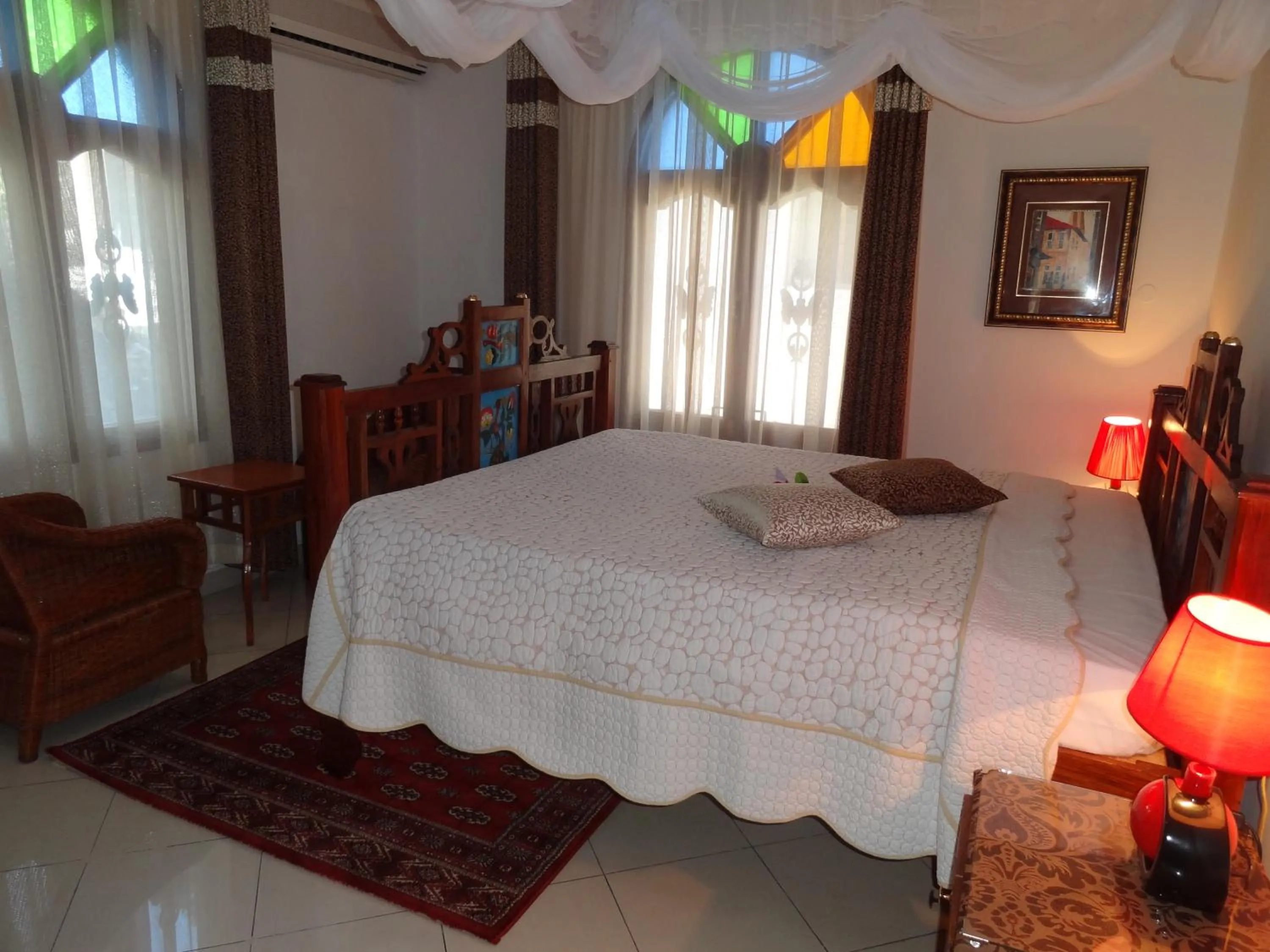 Bed in Al-Minar Hotel