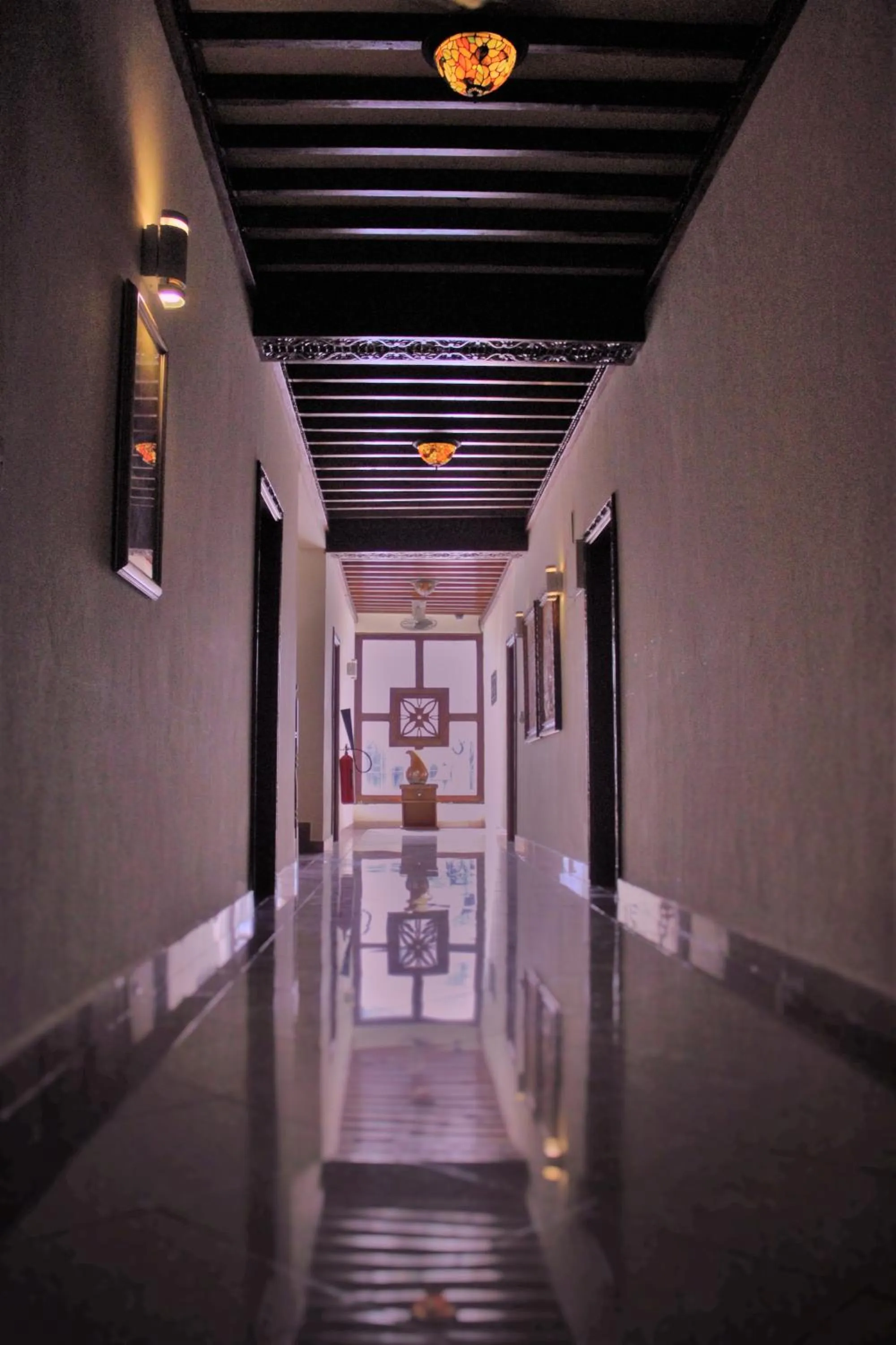 Decorative detail in Al-Minar Hotel