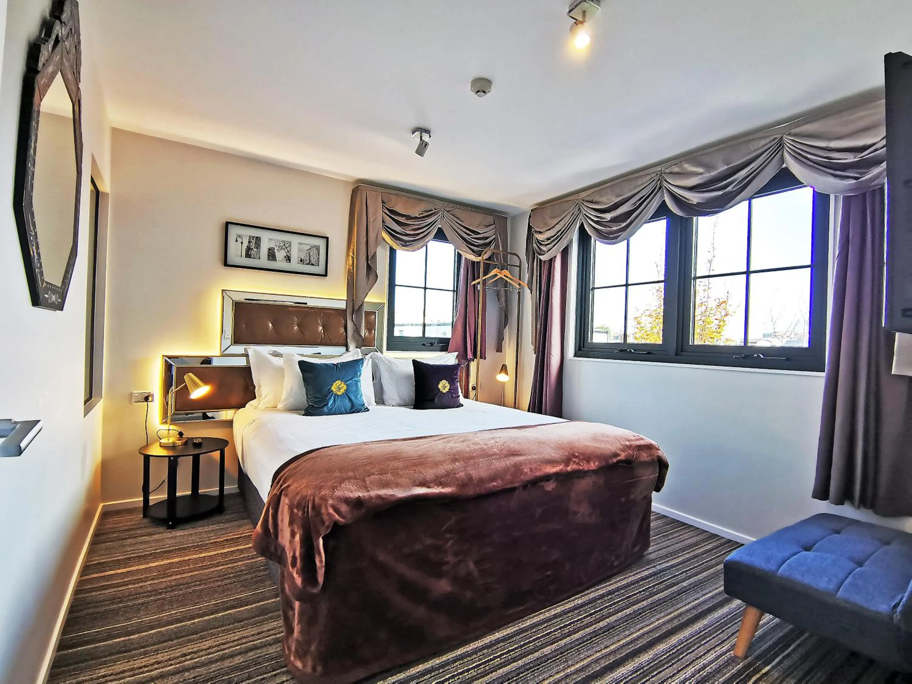 Bedroom, Bed in The Salisbury Business Class