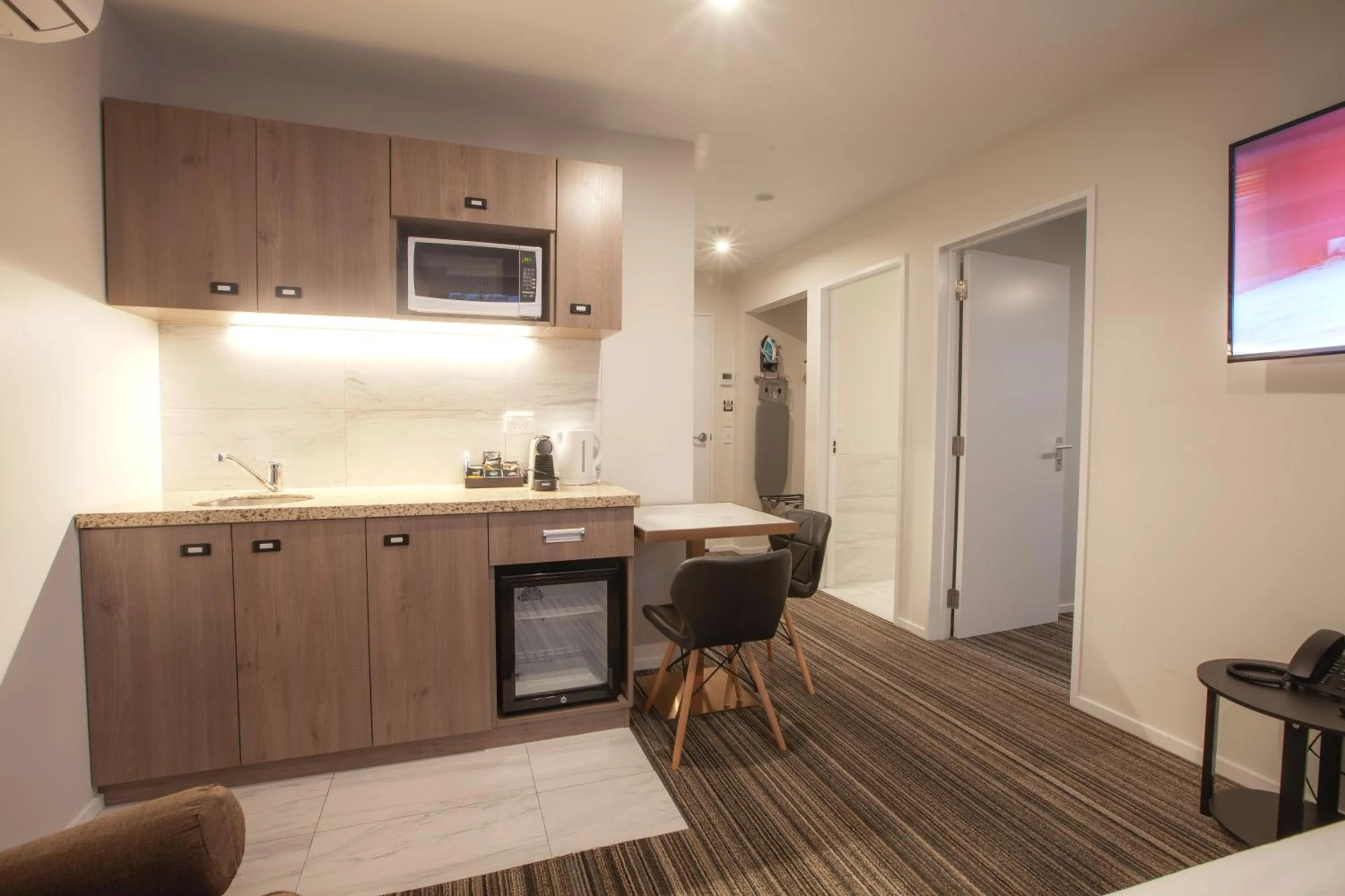 The Salisbury Business Class