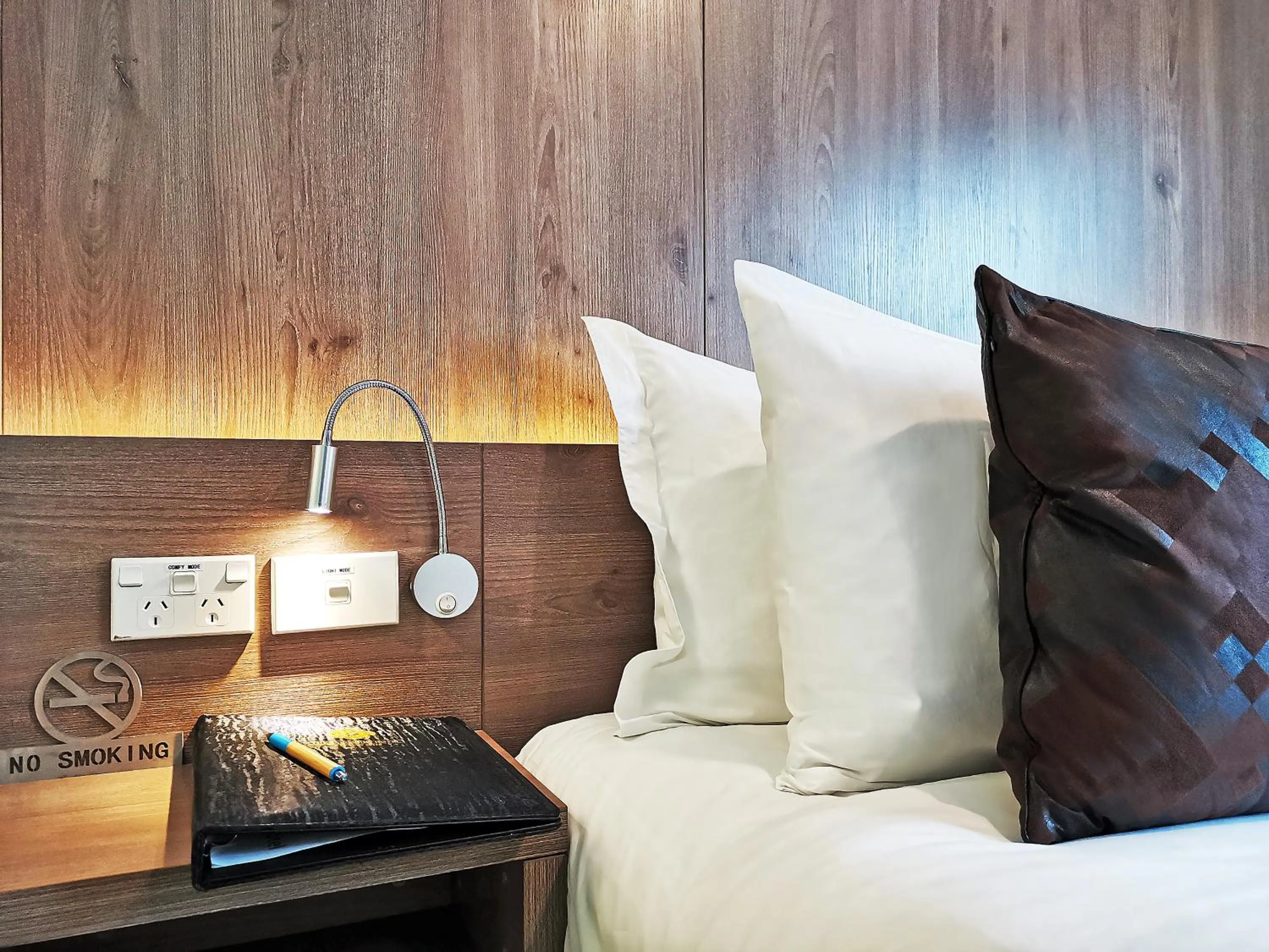 Family Room with Private Bathroom in The Salisbury Business Class