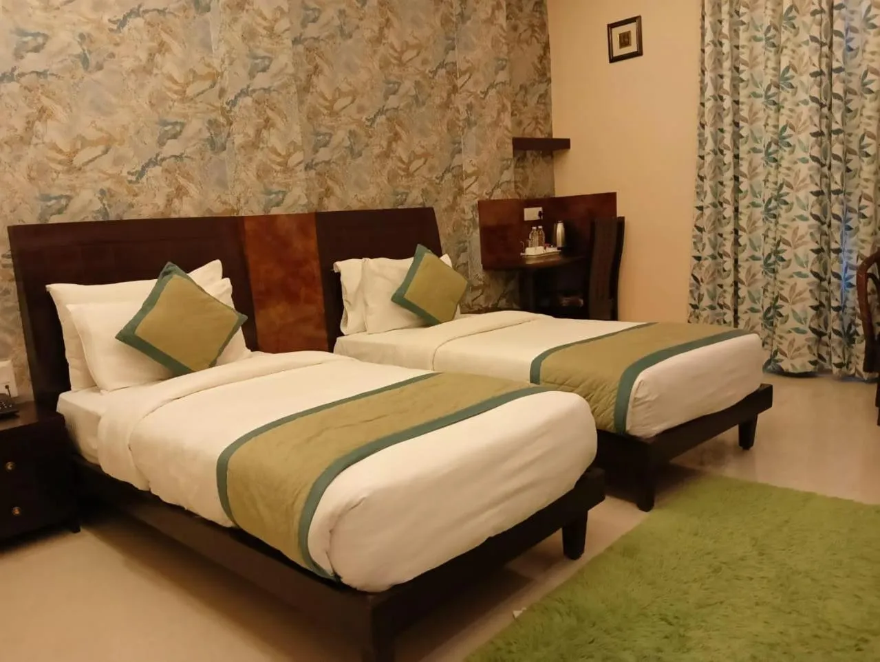 Bed in Hotel Zion Inn, Cantonment, Varanasi