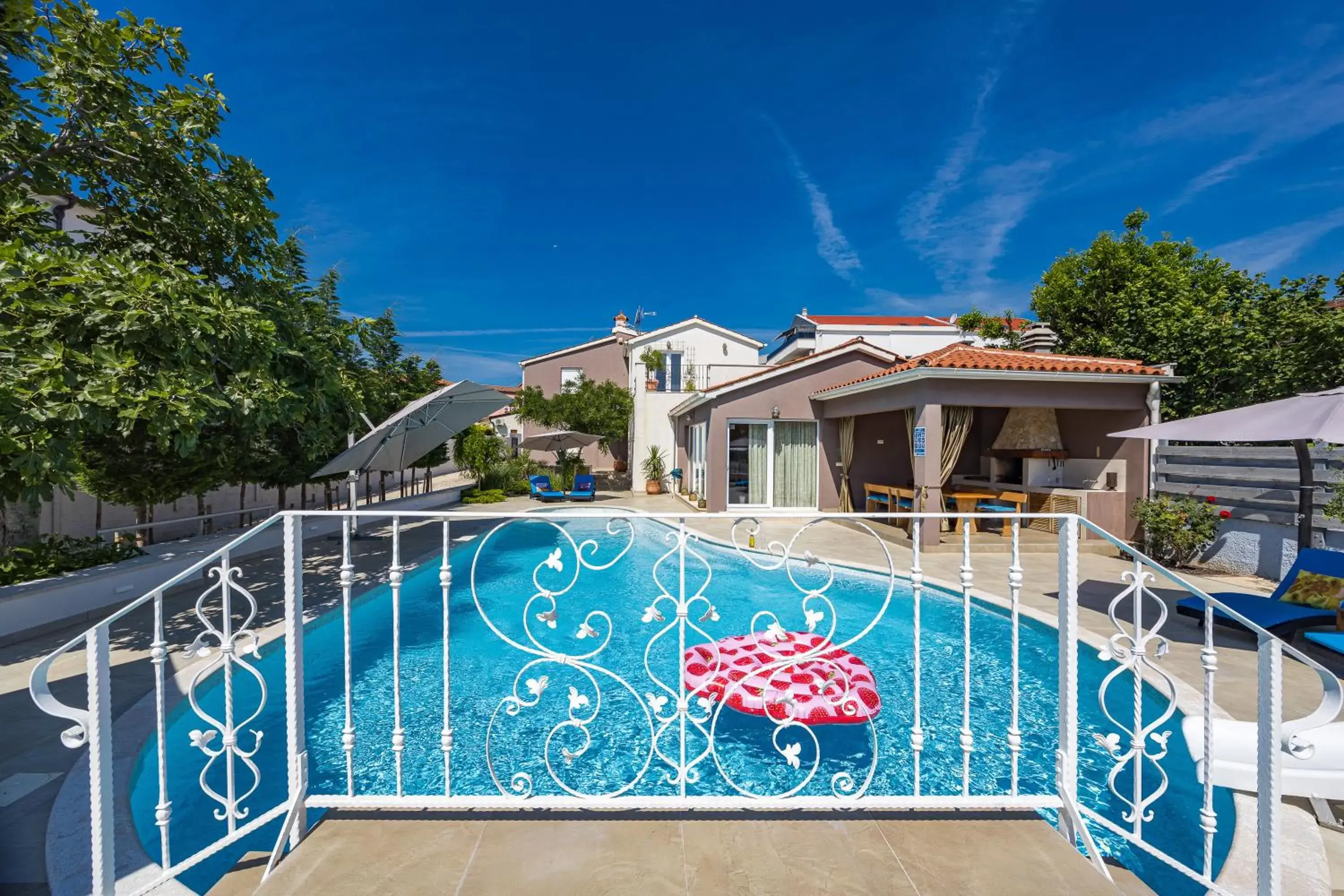 Five bedroom villa Emily with pool in Medulin Five bedroom villa Emily with pool in Medulin