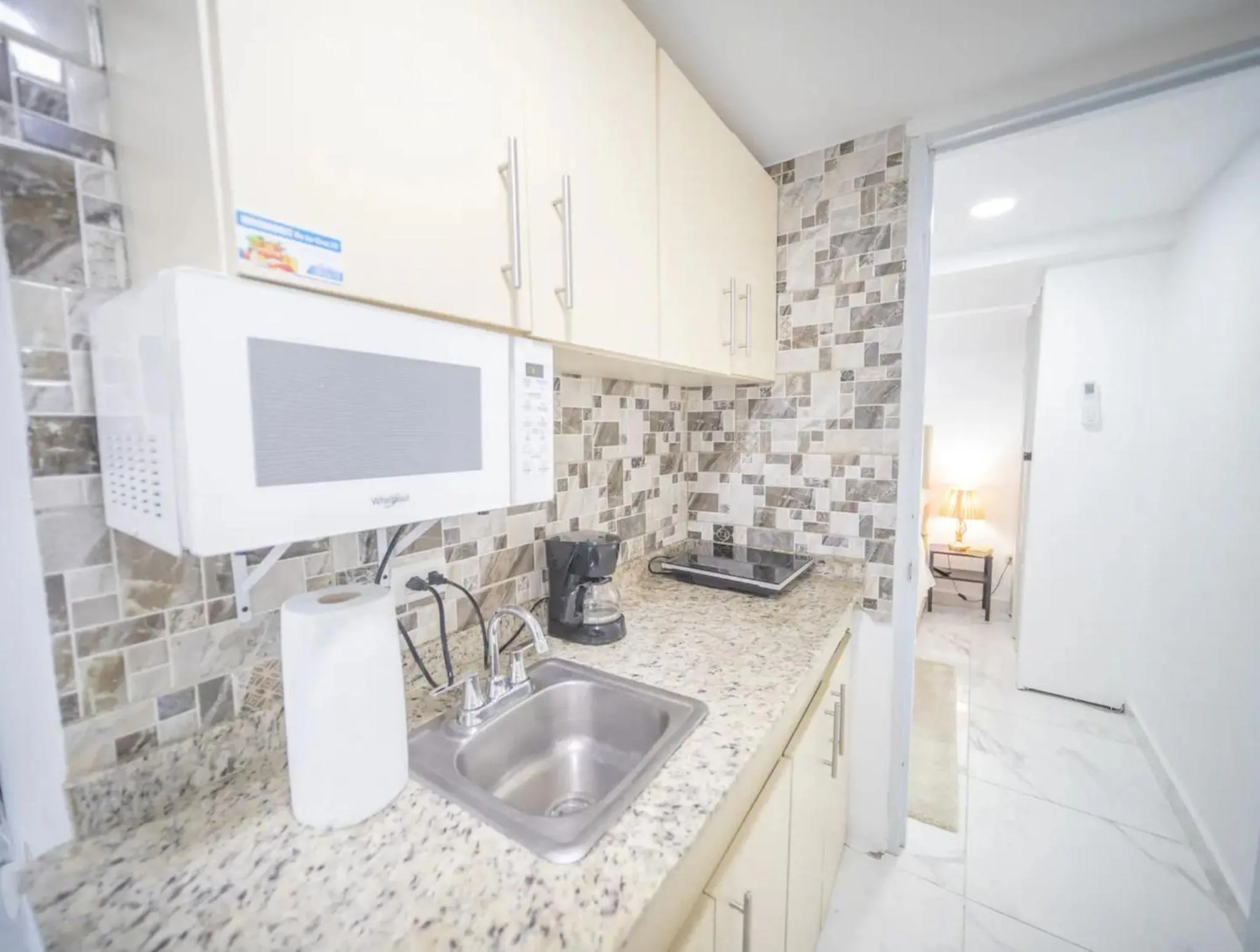2 Guests 1bed Studio 3min To Beach And Main Street