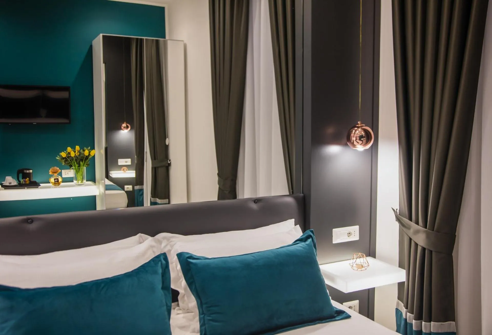 Bed in La Lepre Napoli