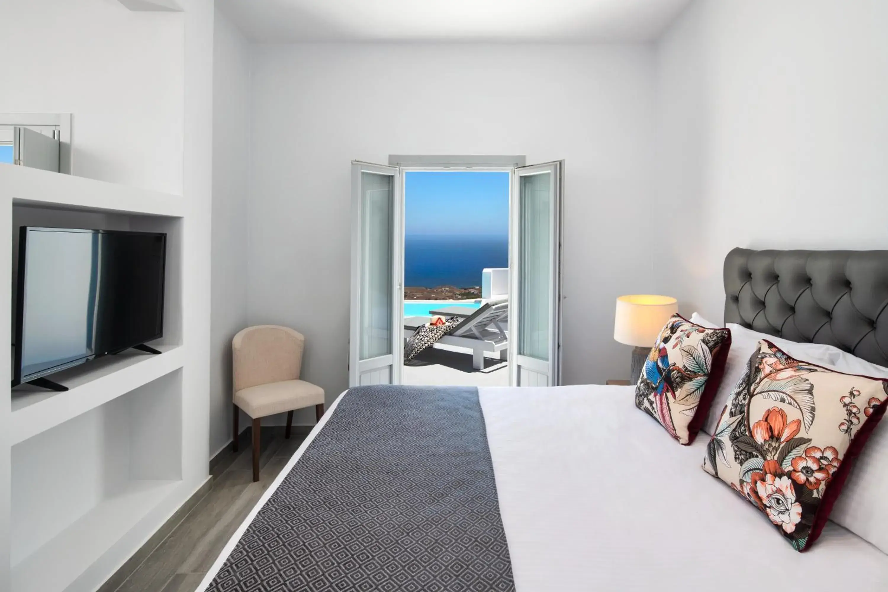 Bed in Siete Mares Luxury Suites Bed in Siete Mares Luxury Suites