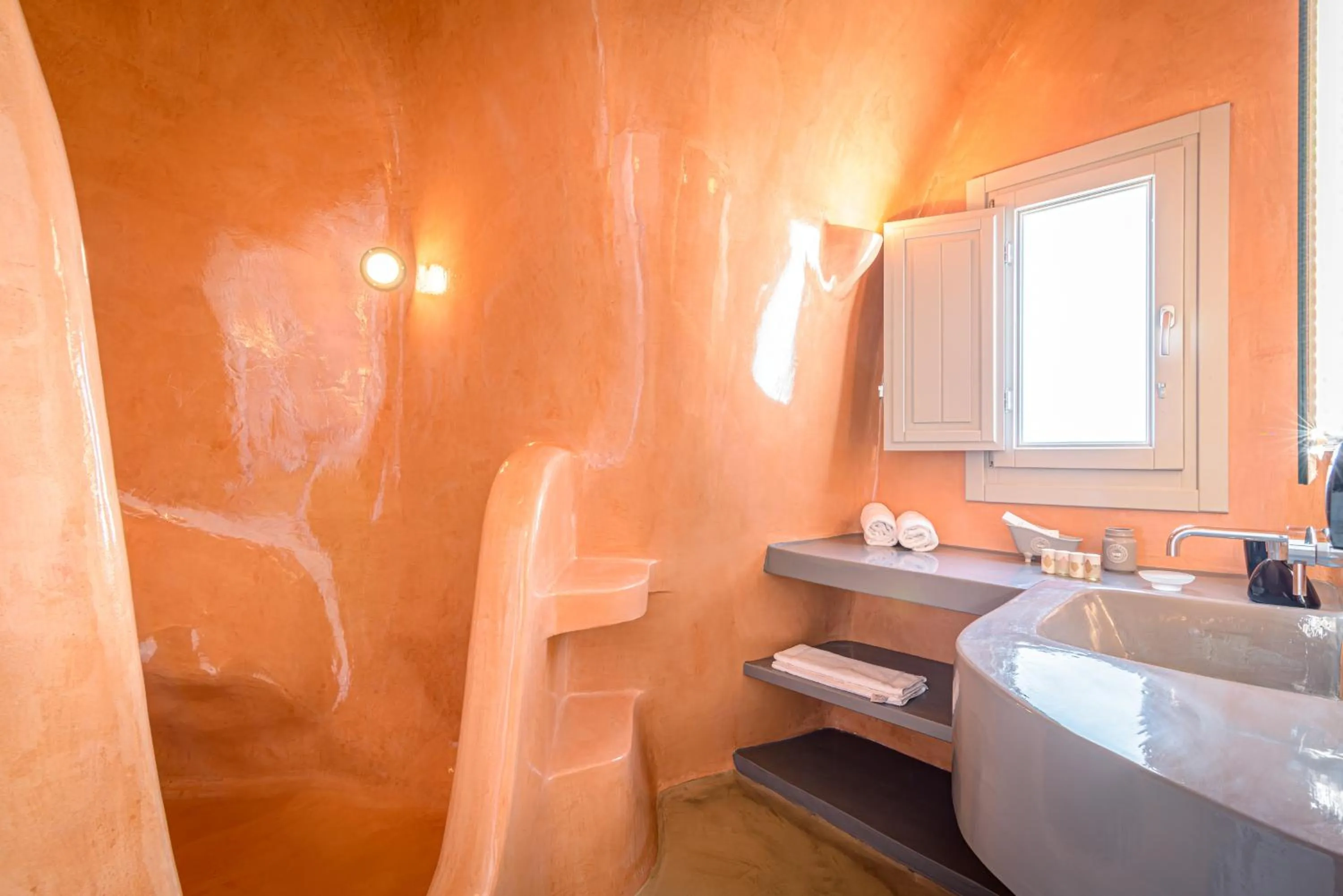 Bathroom in Siete Mares Luxury Suites