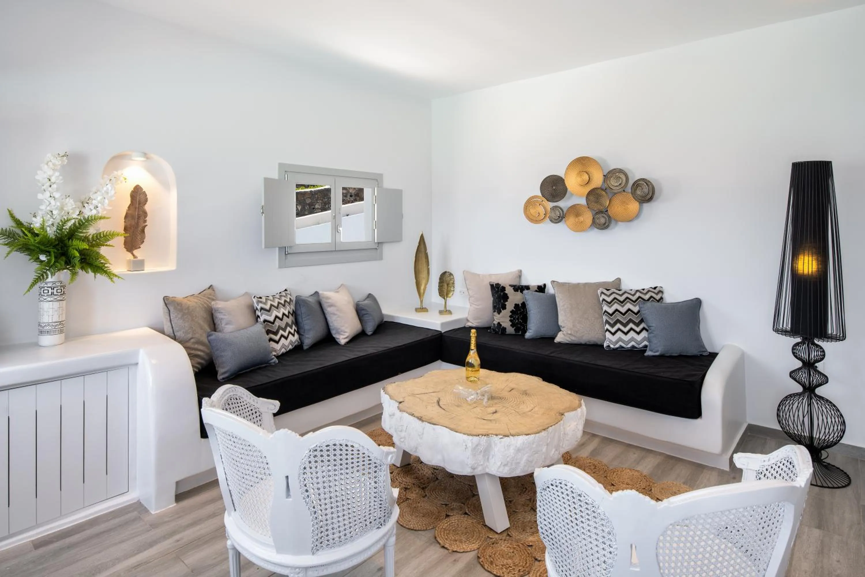 Living room in Siete Mares Luxury Suites