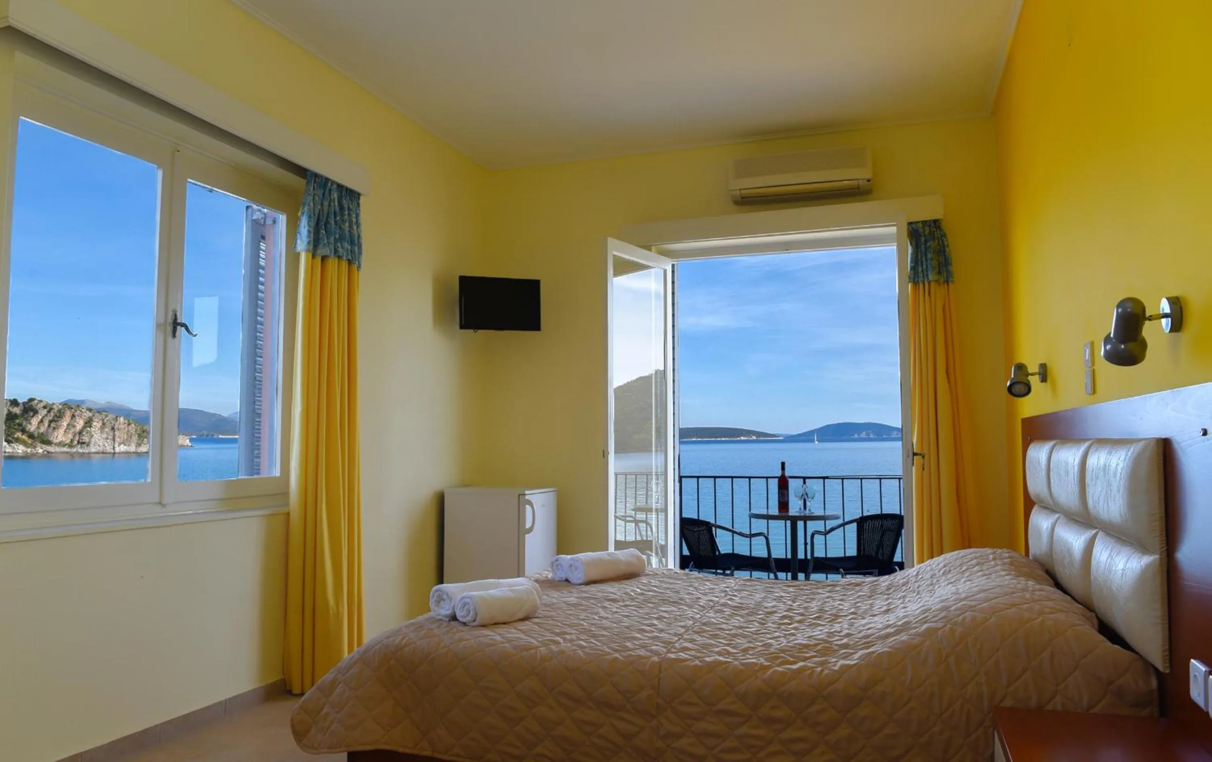Double or Twin Room with Sea View in Hotel Solon