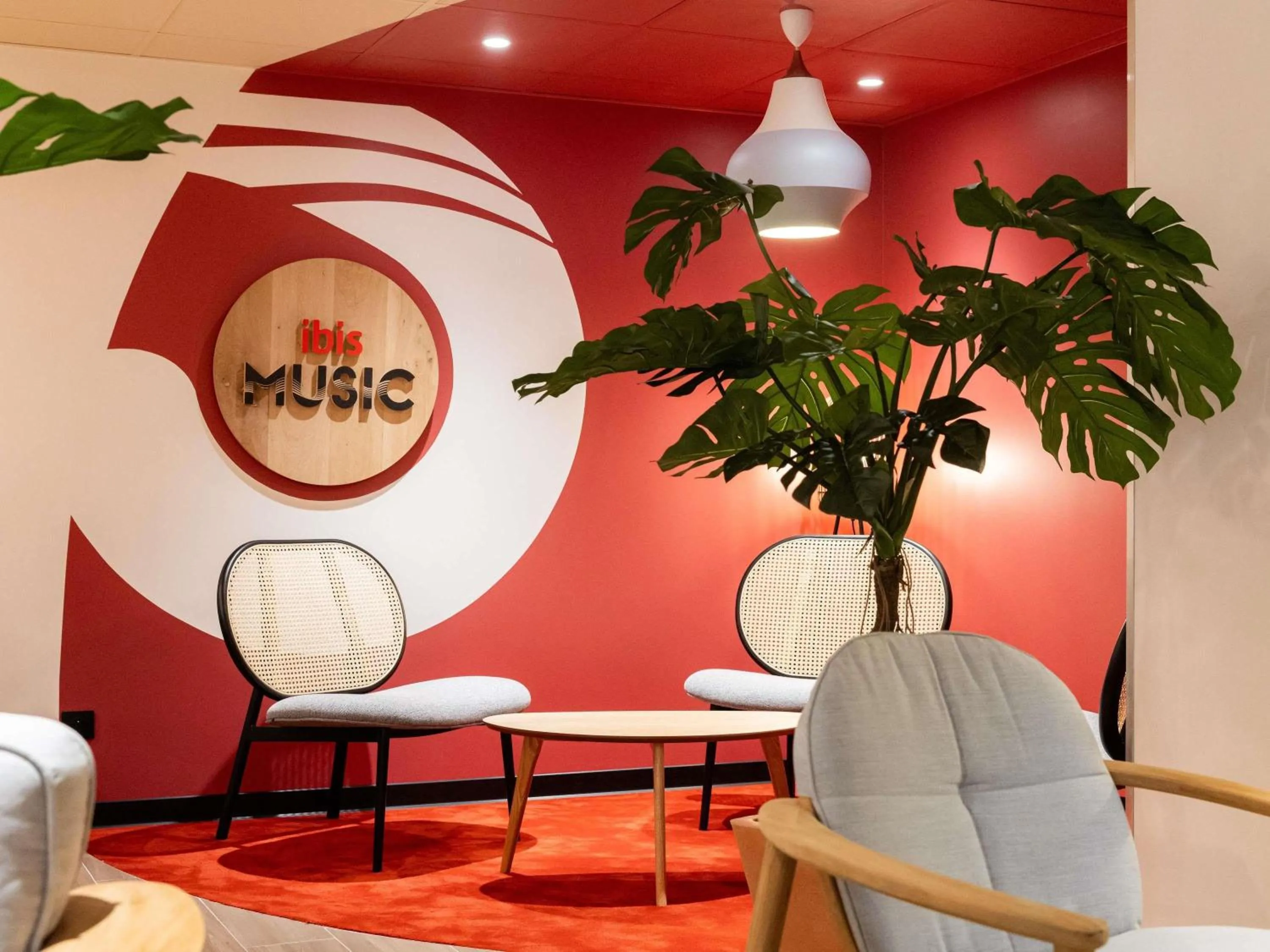 Lounge or bar in ibis Beziers Est Mediterranee A9/A75