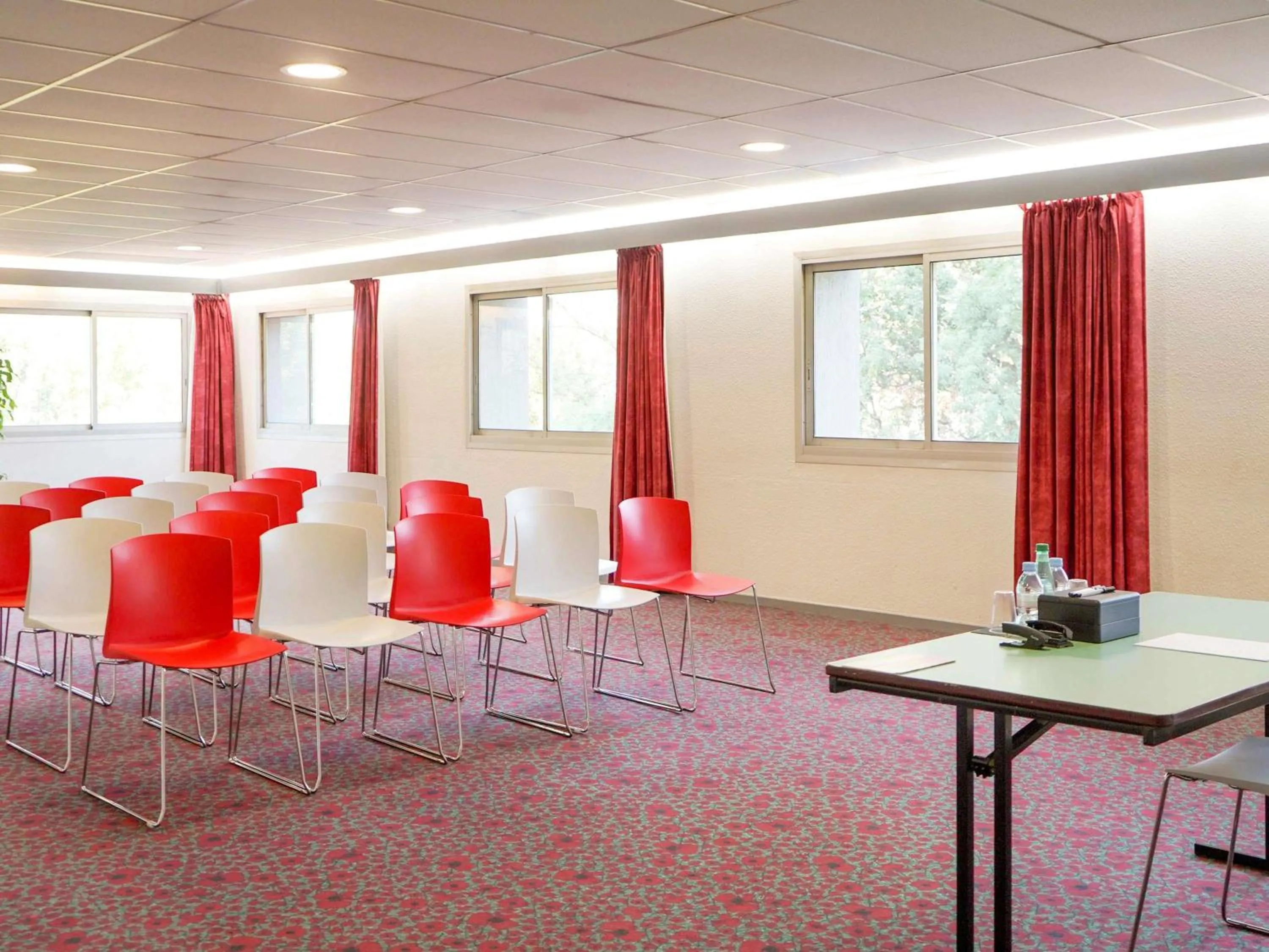 Other in ibis Beziers Est Mediterranee A9/A75