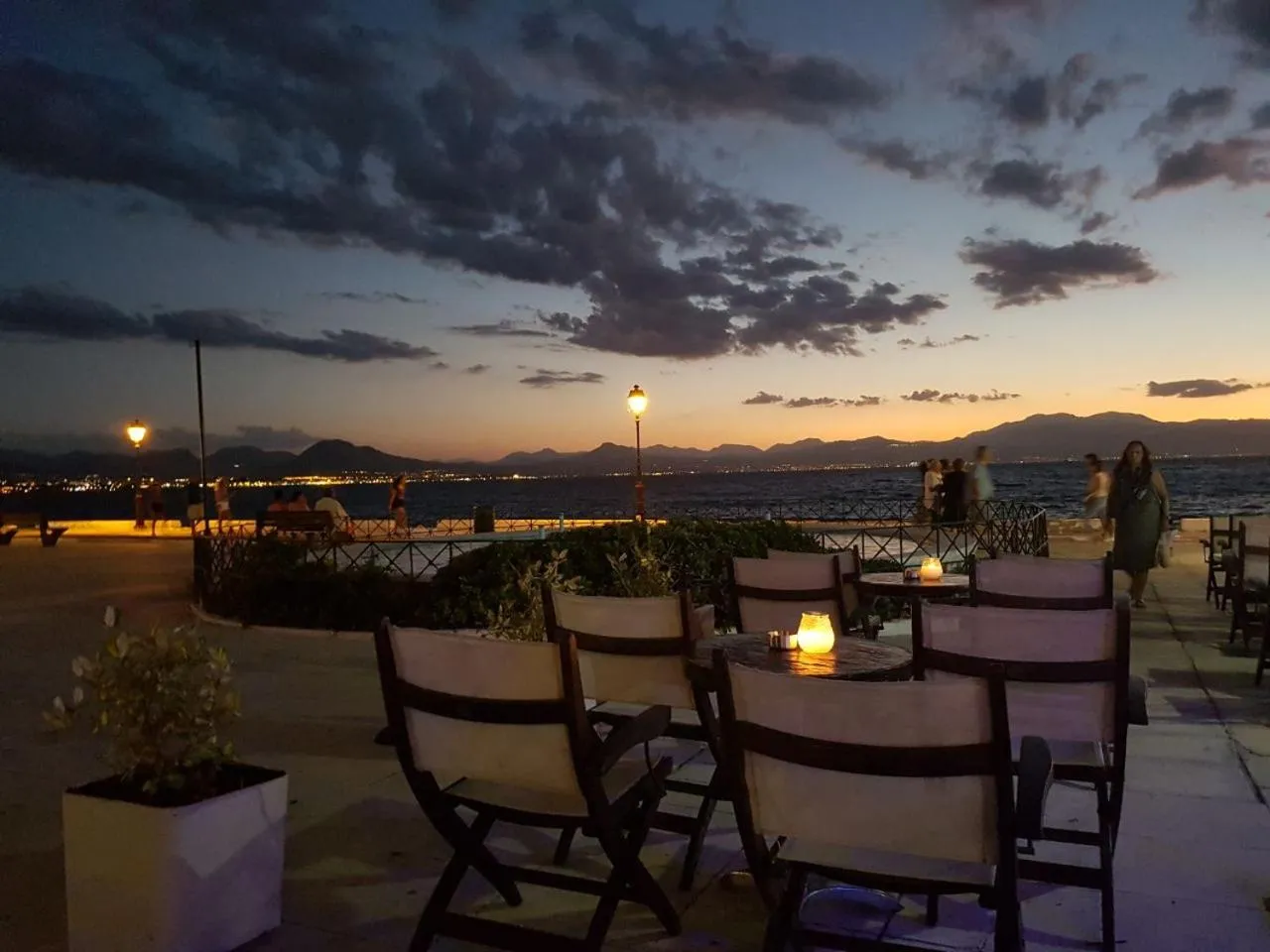 Restaurant/places to eat in Plaza Hotel