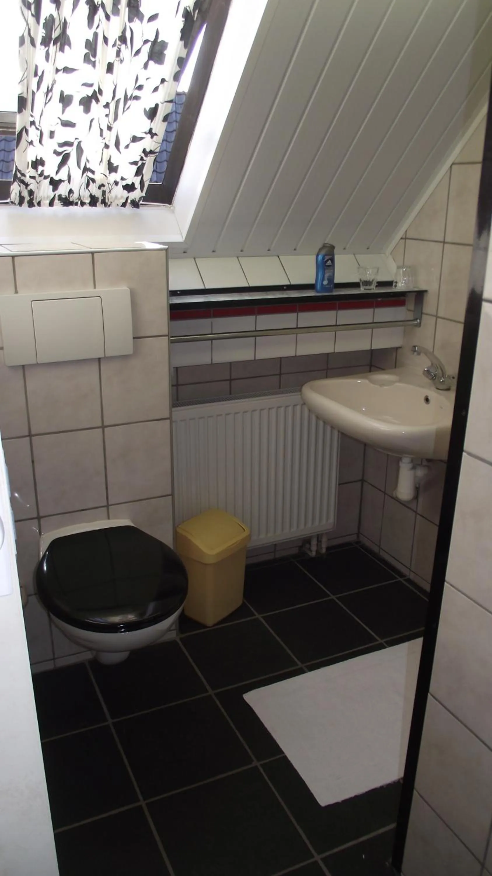 Decorative detail, Bathroom in Pension Neske