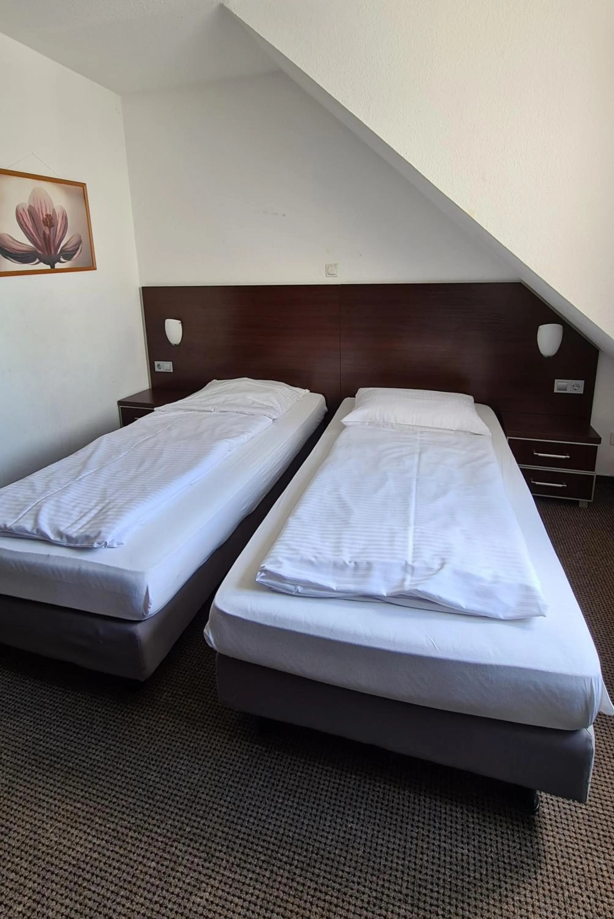 Bed in Hotel Zentrum