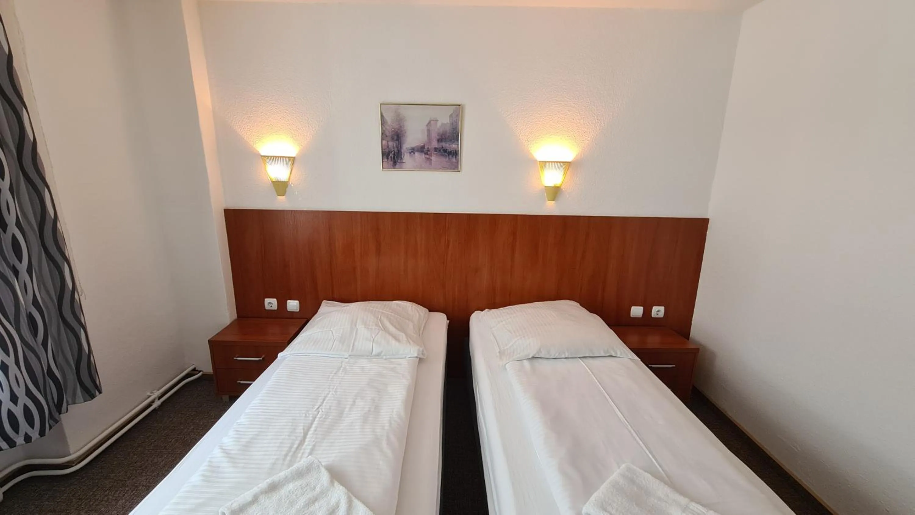 Bed in Hotel Zentrum