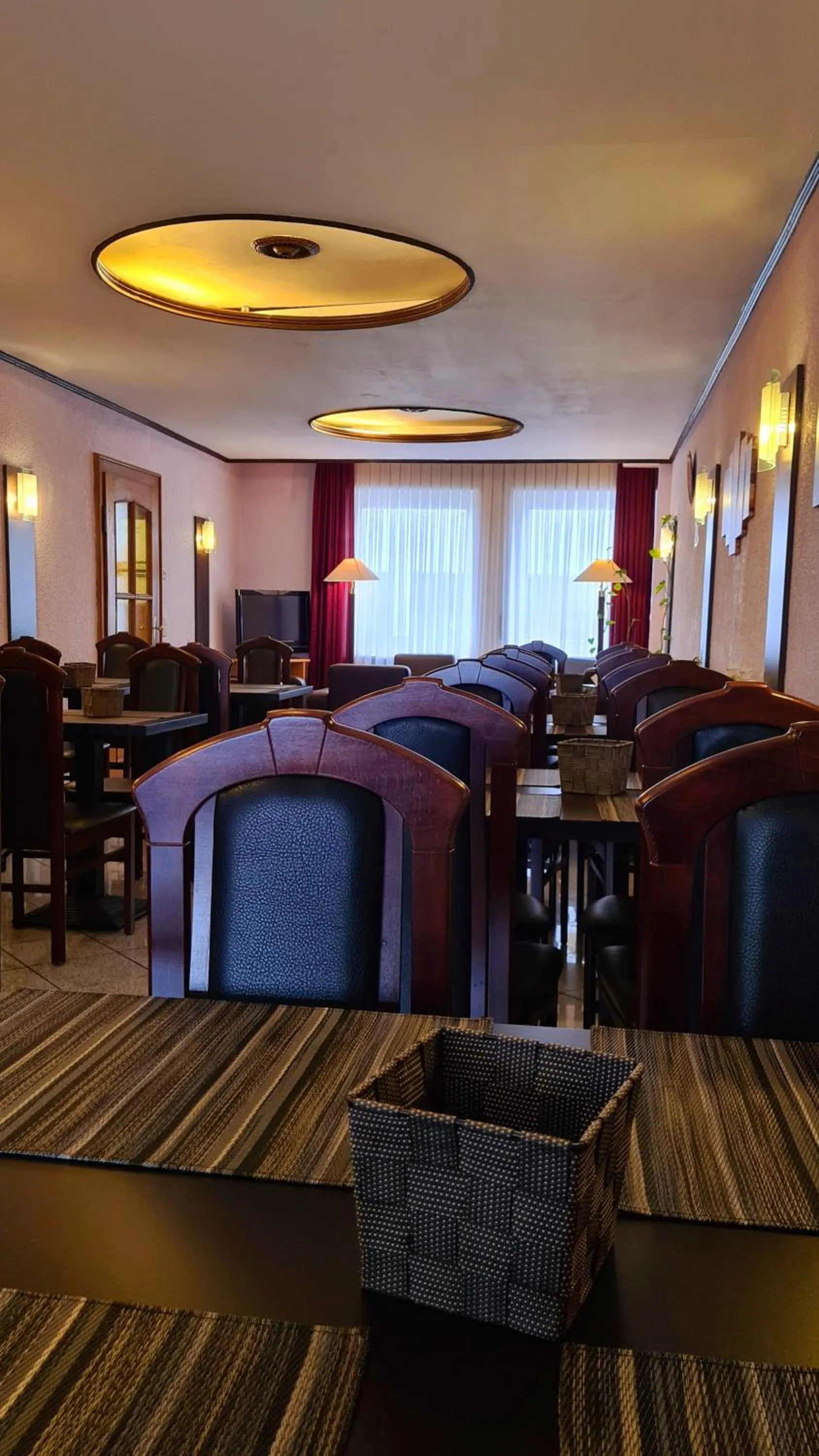 Restaurant/places to eat in Hotel Zentrum