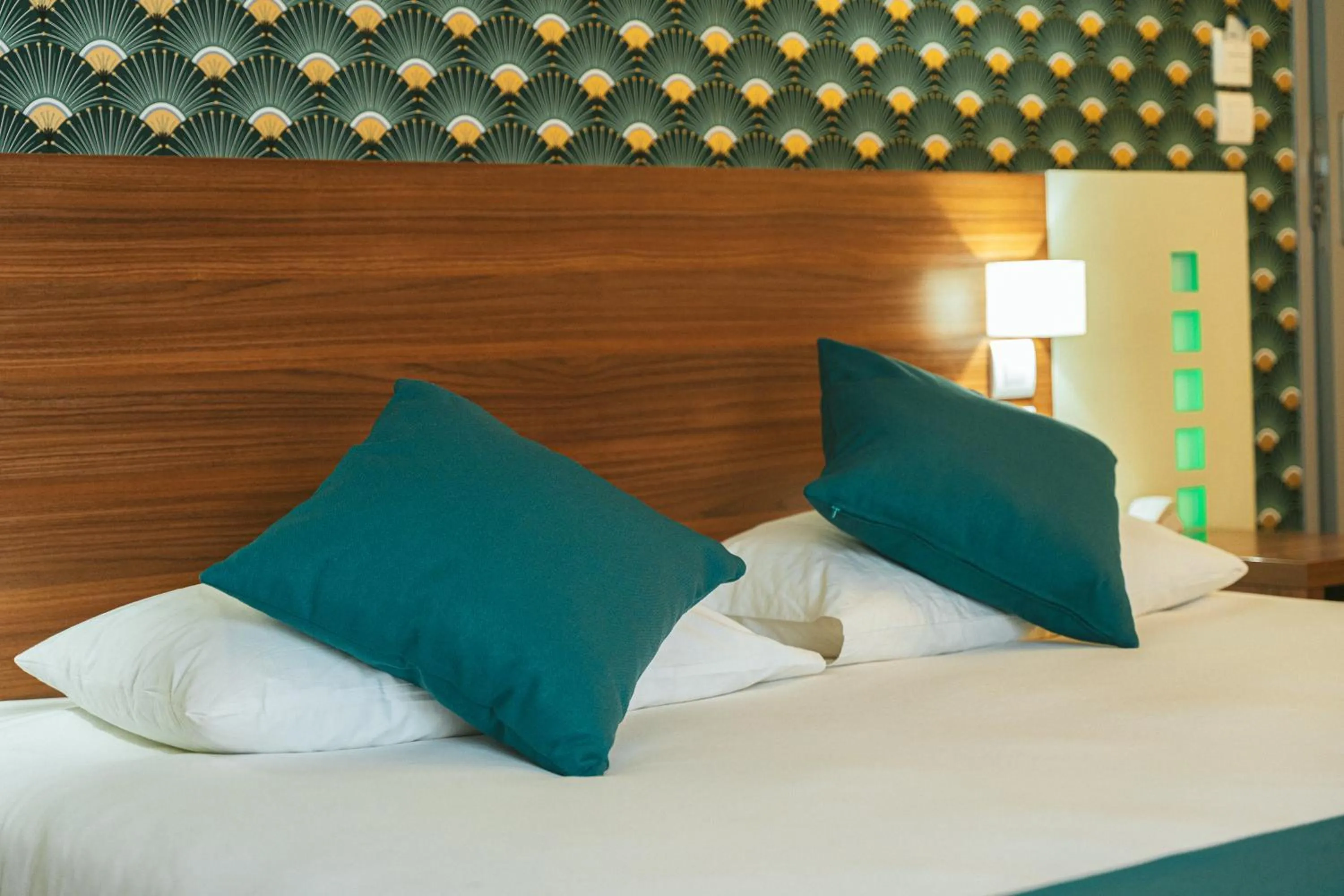 Bed in Holidays & Work HOTEL