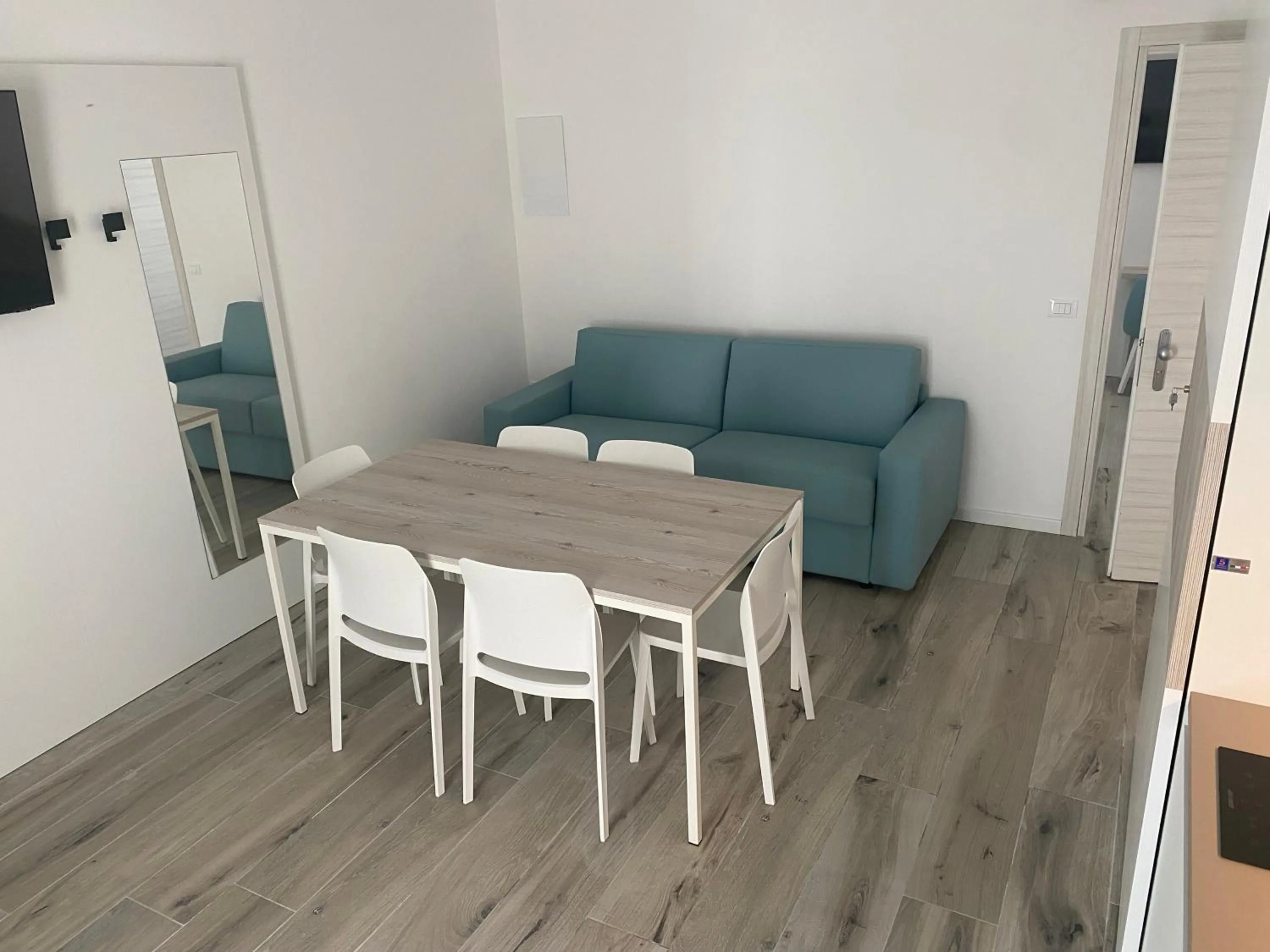 Kitchen or kitchenette in Marina Suites & Apartments 4 stelle S