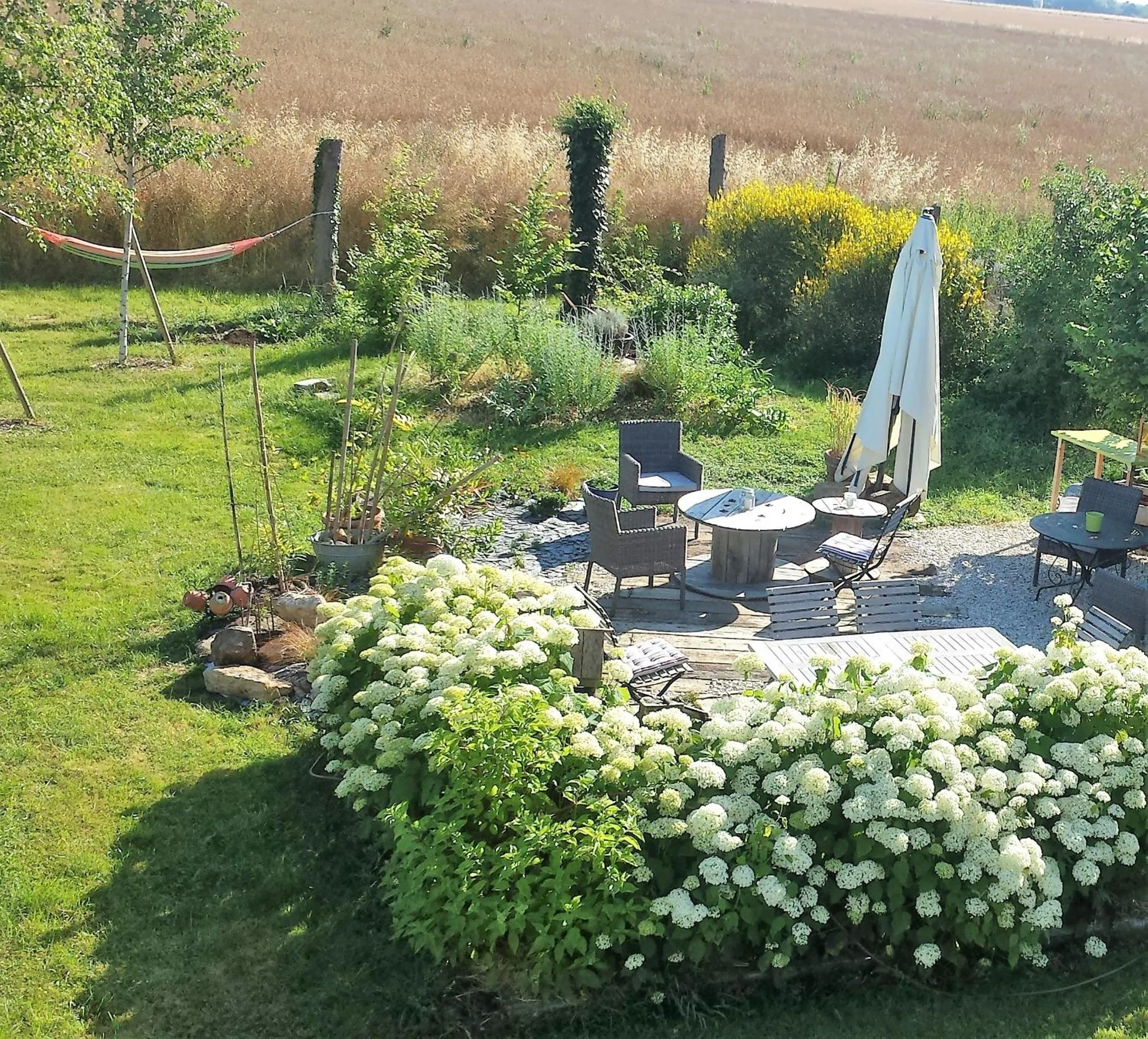 Property building in Le Briou