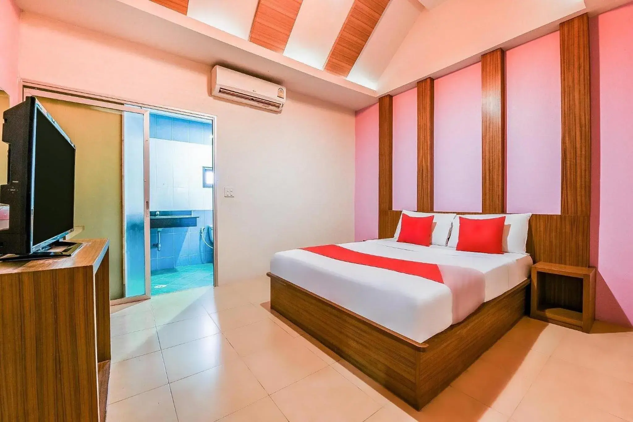 Bed in Suan Palm Garden View Bed in Suan Palm Garden View